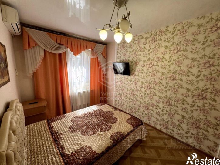 3-комн квартира ул Боткинская, 8,  д. 8