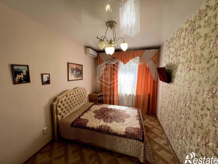 3-комн квартира ул Боткинская, 8,  д. 8