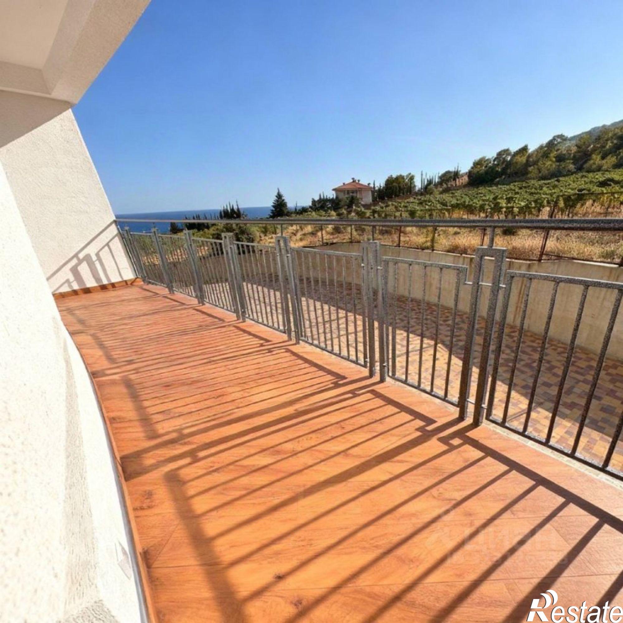 Купить квартиру за 16 400 000 рублей на Виноградная улица, 101