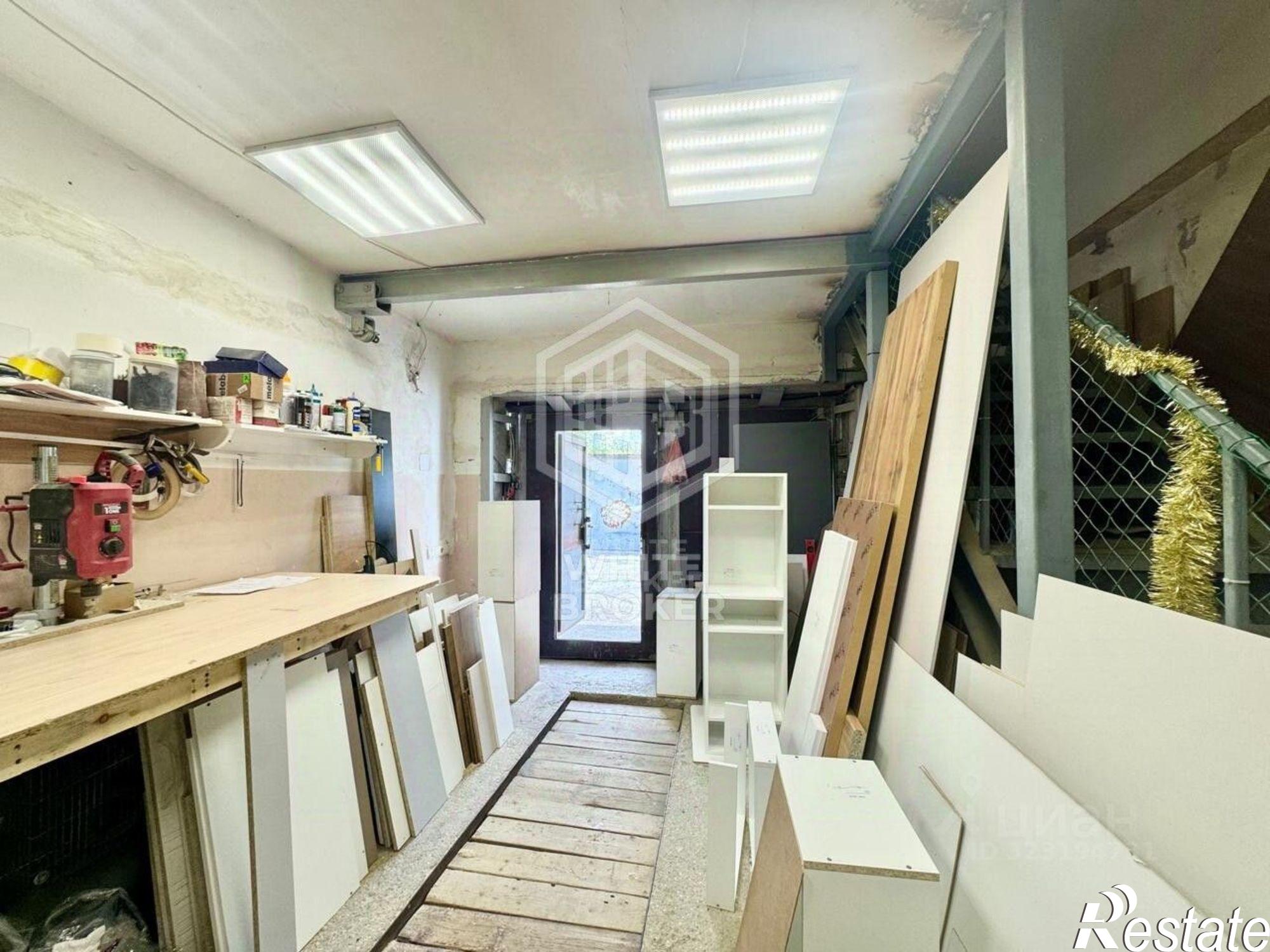 Купить гараж, место в паркинге за 8 449 150 рублей на ул Суворовская, 31