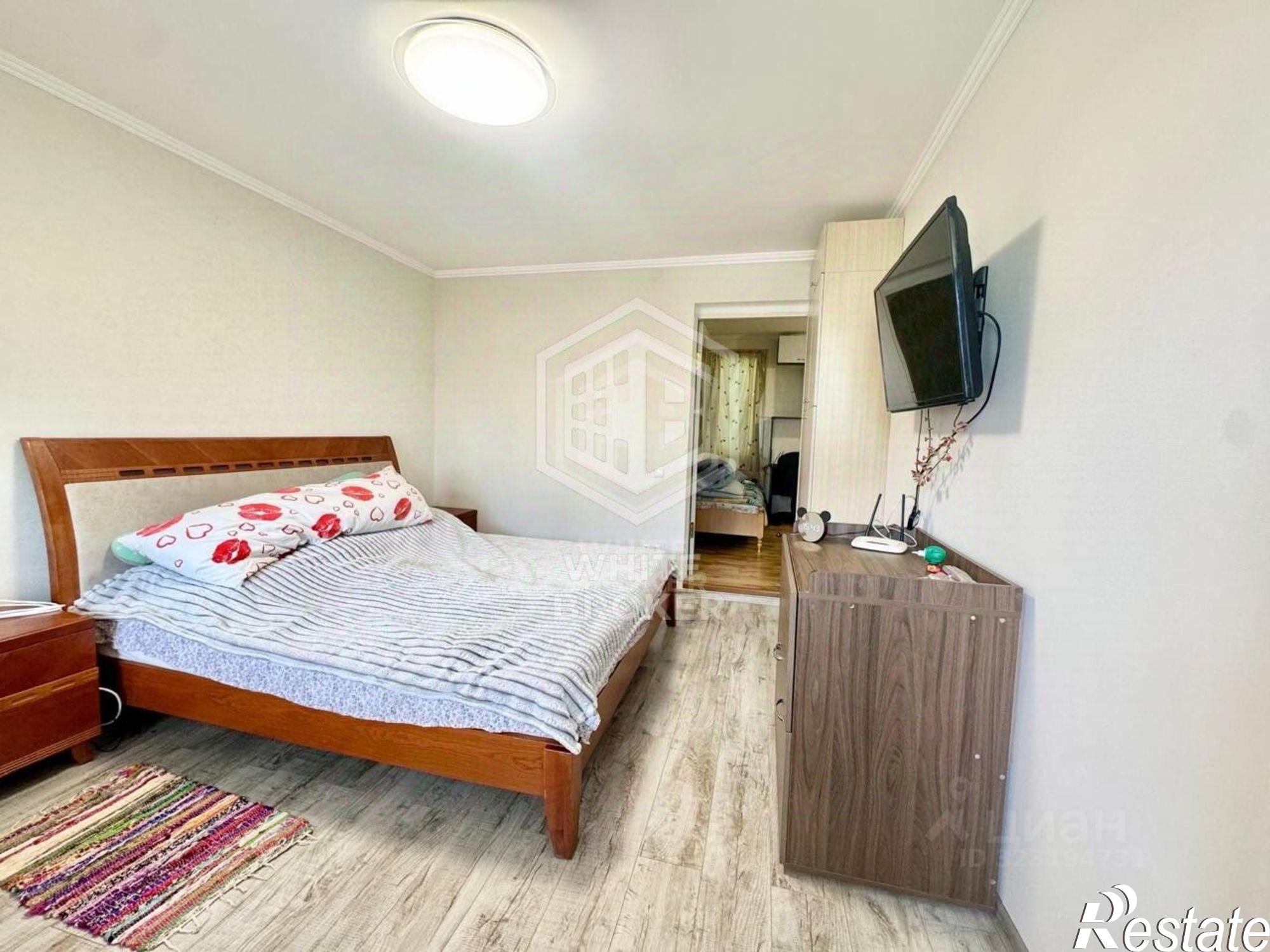 Купить гараж, место в паркинге за 8 449 150 рублей на ул Суворовская, 31