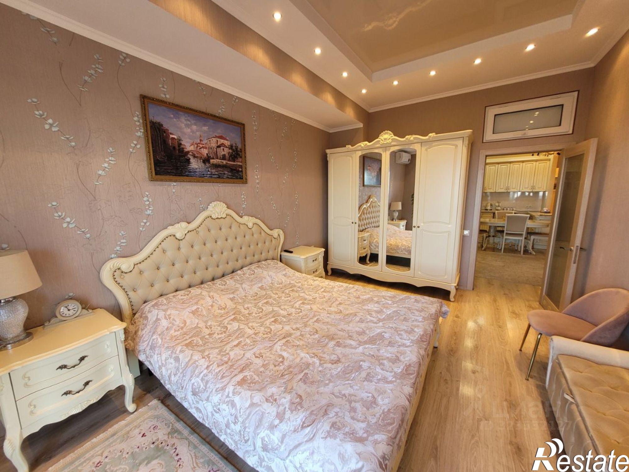 Купить квартиру за 27 000 000 рублей на муниципальный округ Ялта