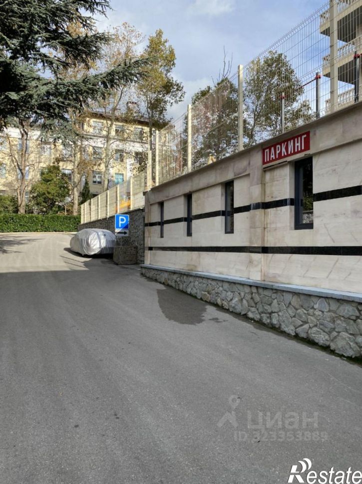 Гараж/парковка Московская улица, 15 к7,  д. 15 к7