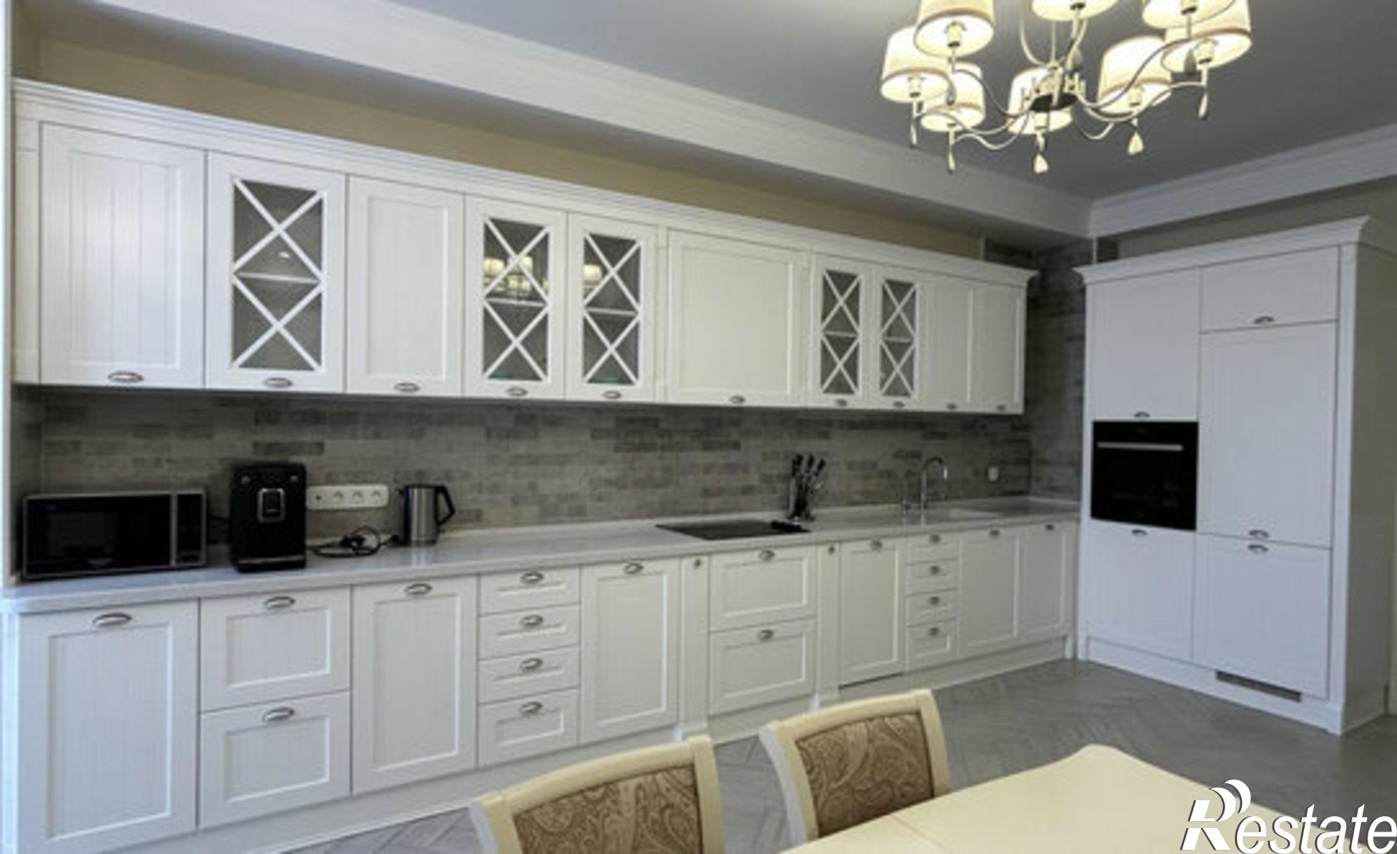 Купить квартиру за 33 000 000 рублей на ул Московская, 33а