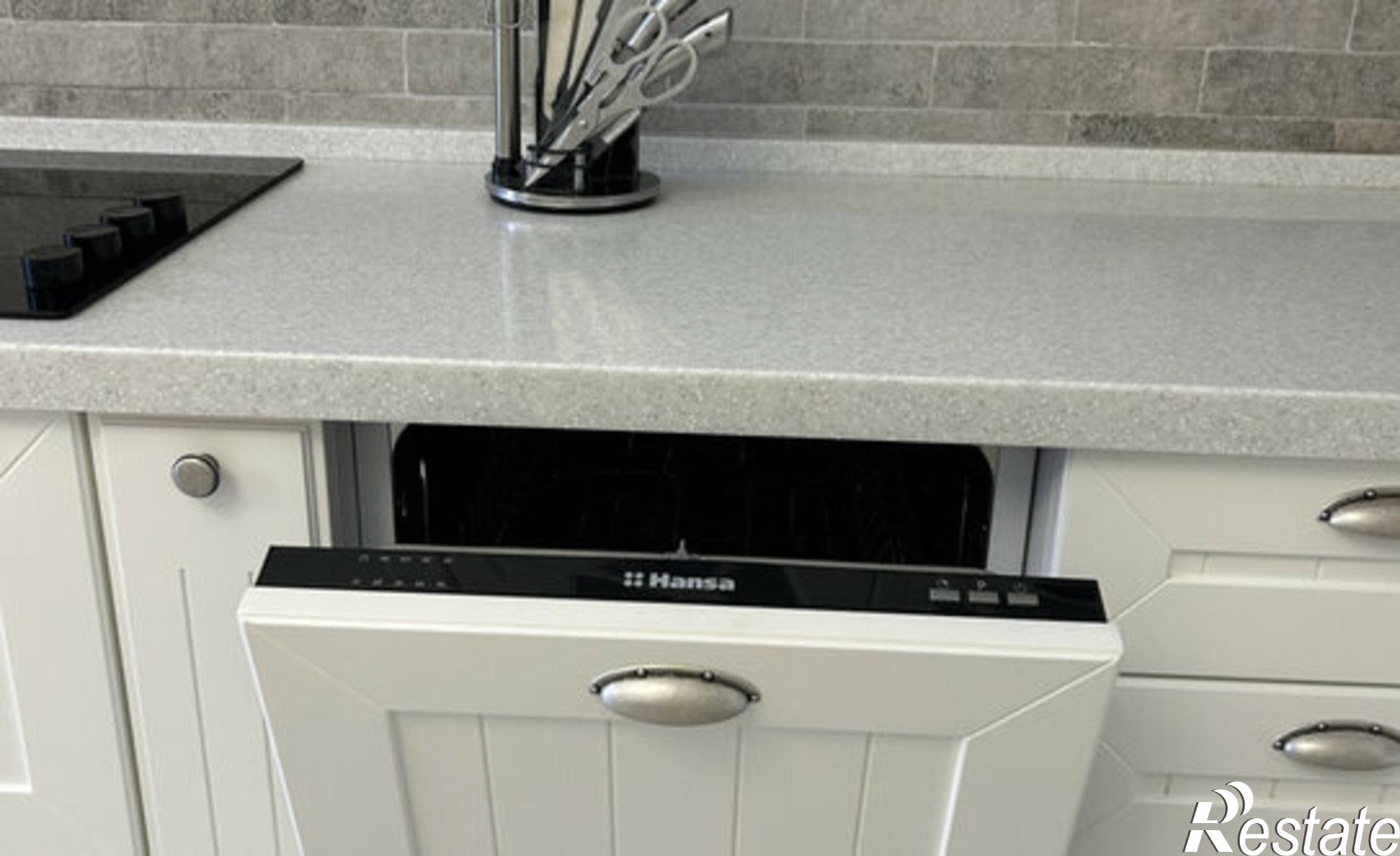 Купить квартиру за 33 000 000 рублей на ул Московская, 33а