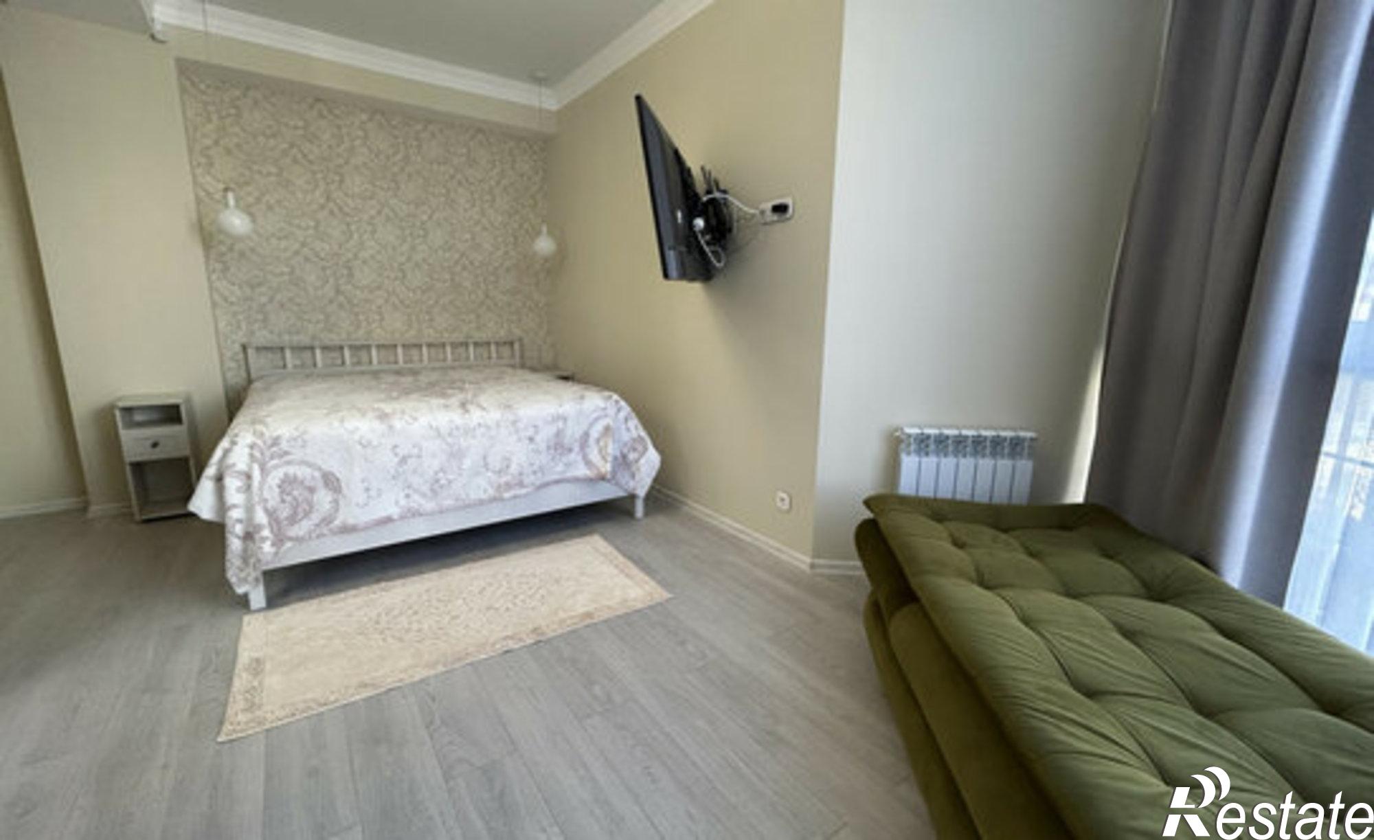 Купить квартиру за 33 000 000 рублей на ул Московская, 33а