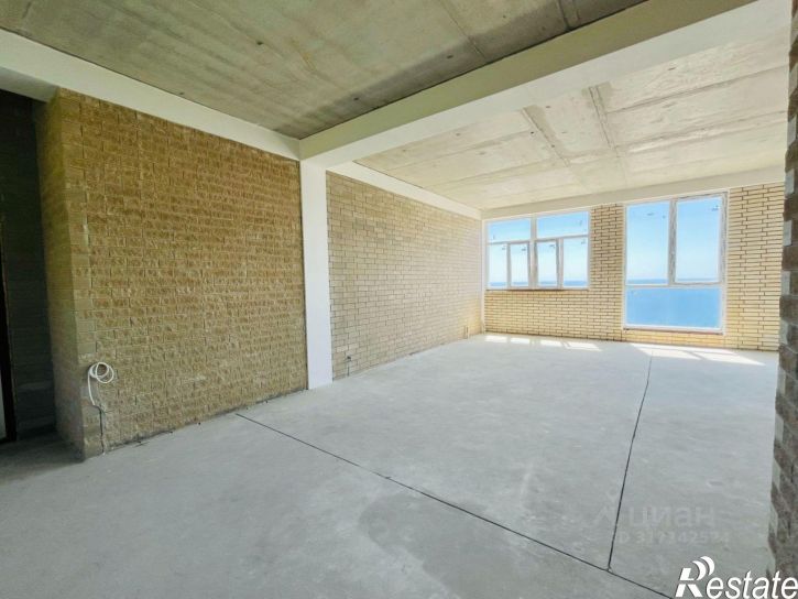 3-комн квартира улица Войкова, 37,  д. 37