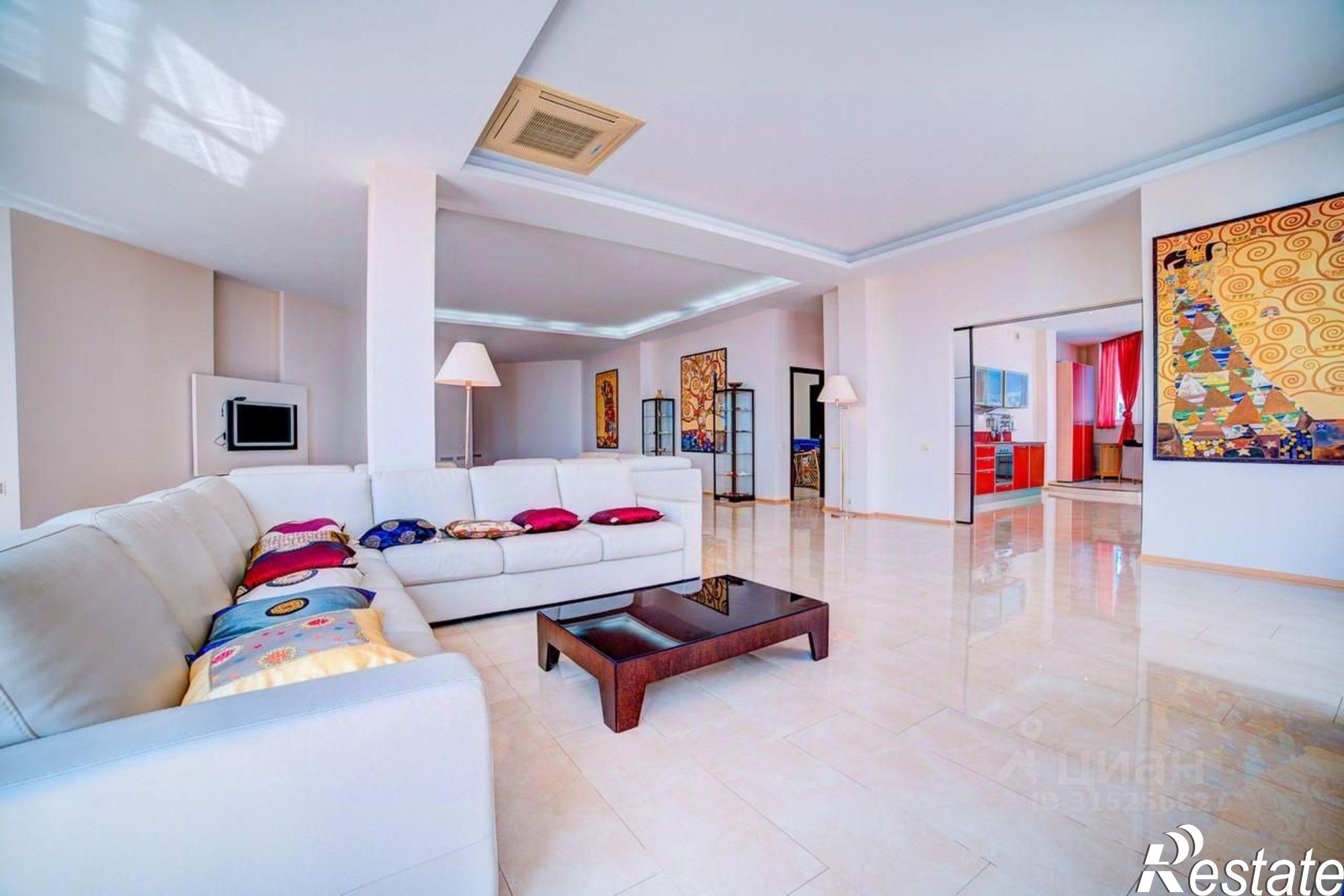 Купить квартиру за 85 000 000 рублей на улица Володарского, 9