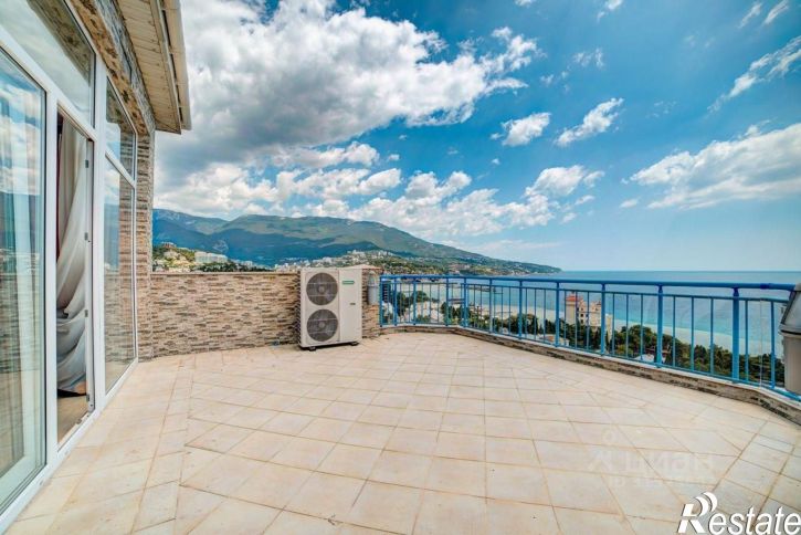 4-комн квартира улица Володарского, 9,  д. 9