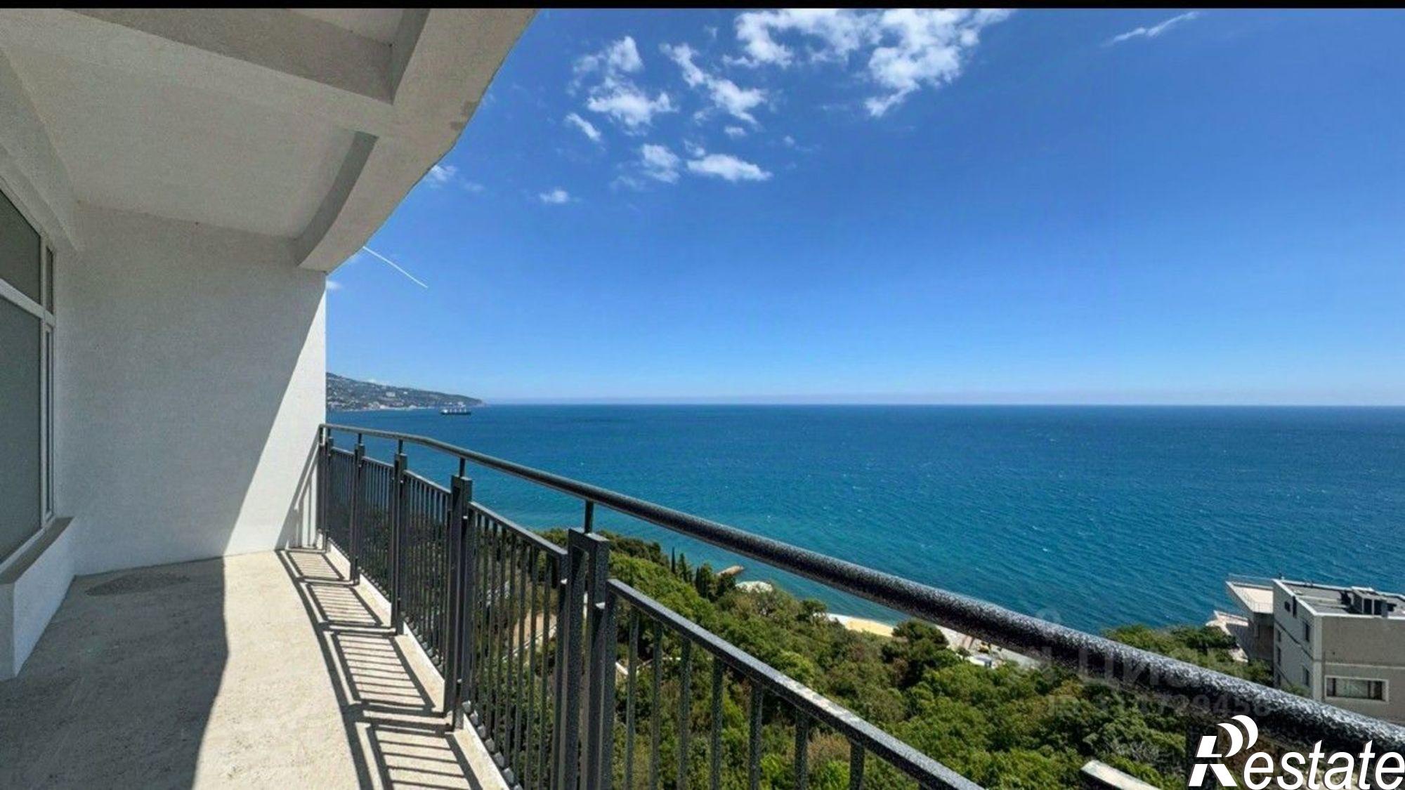 Купить квартиру за 18 000 000 рублей на Виноградная улица, 101