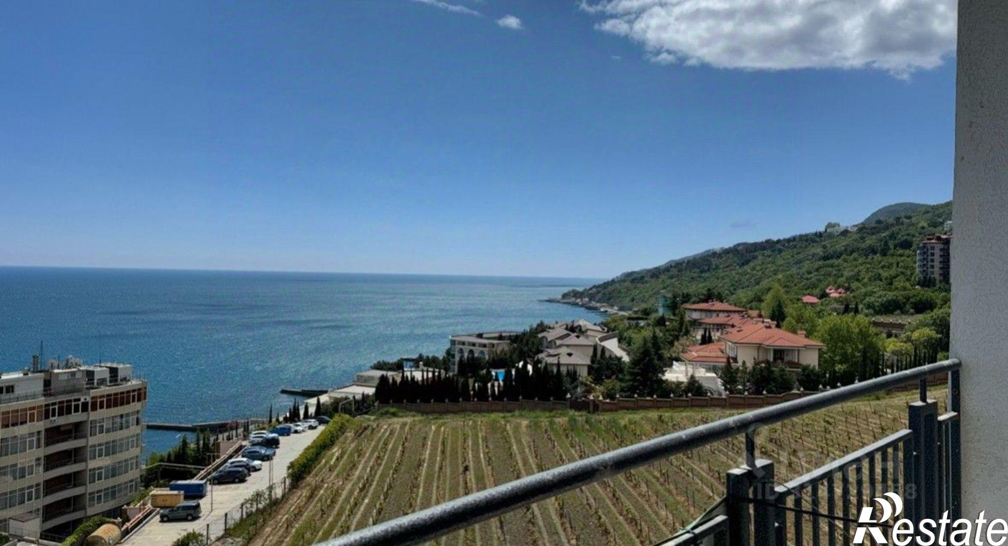 Купить квартиру за 18 000 000 рублей на Виноградная улица, 101