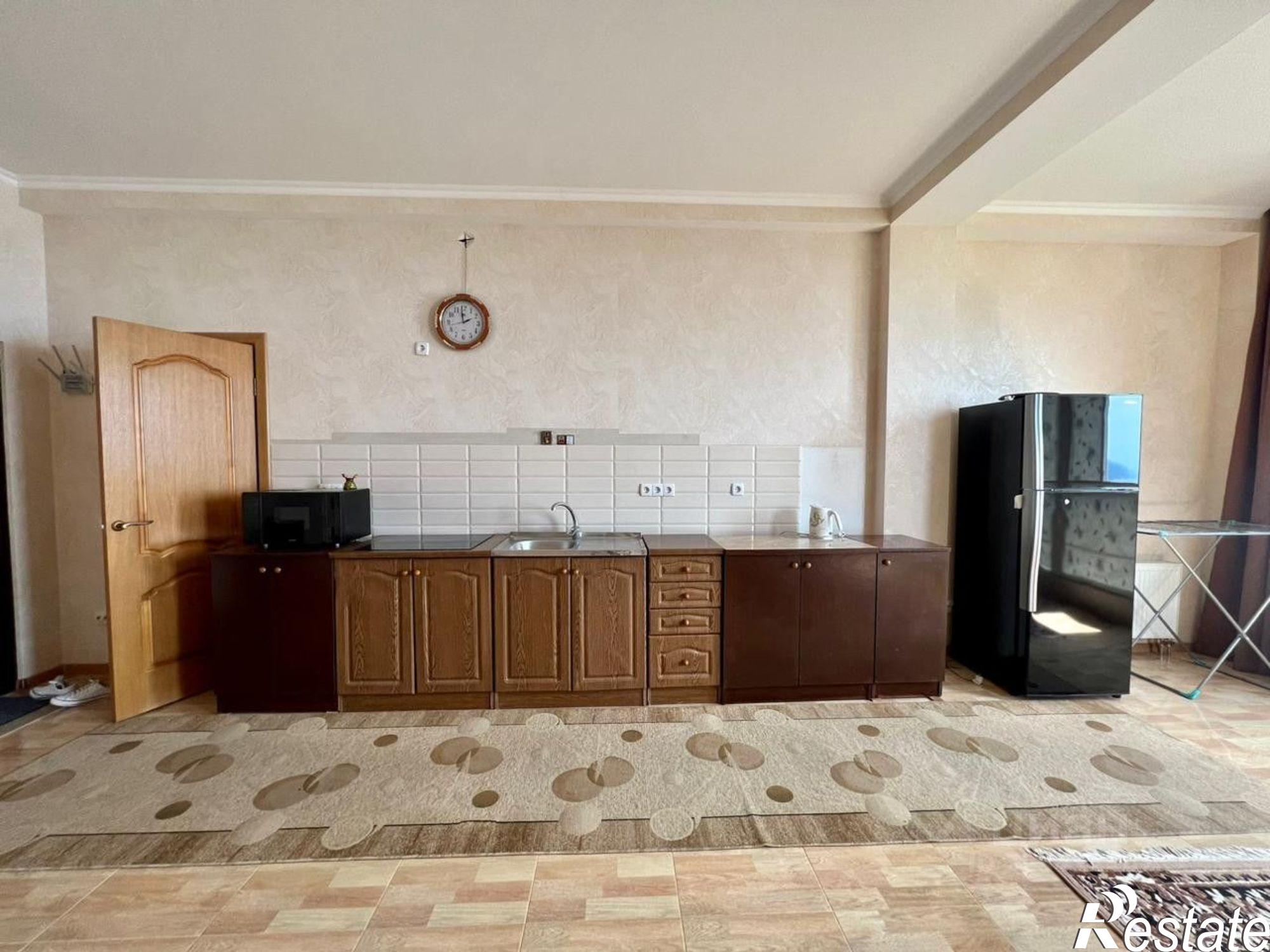 Купить квартиру за 17 400 000 рублей на ул Авроры, 4