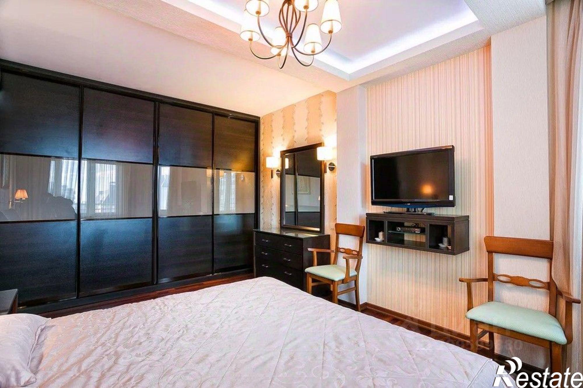 Купить квартиру за 65 000 000 рублей на ул Таврическая, 2