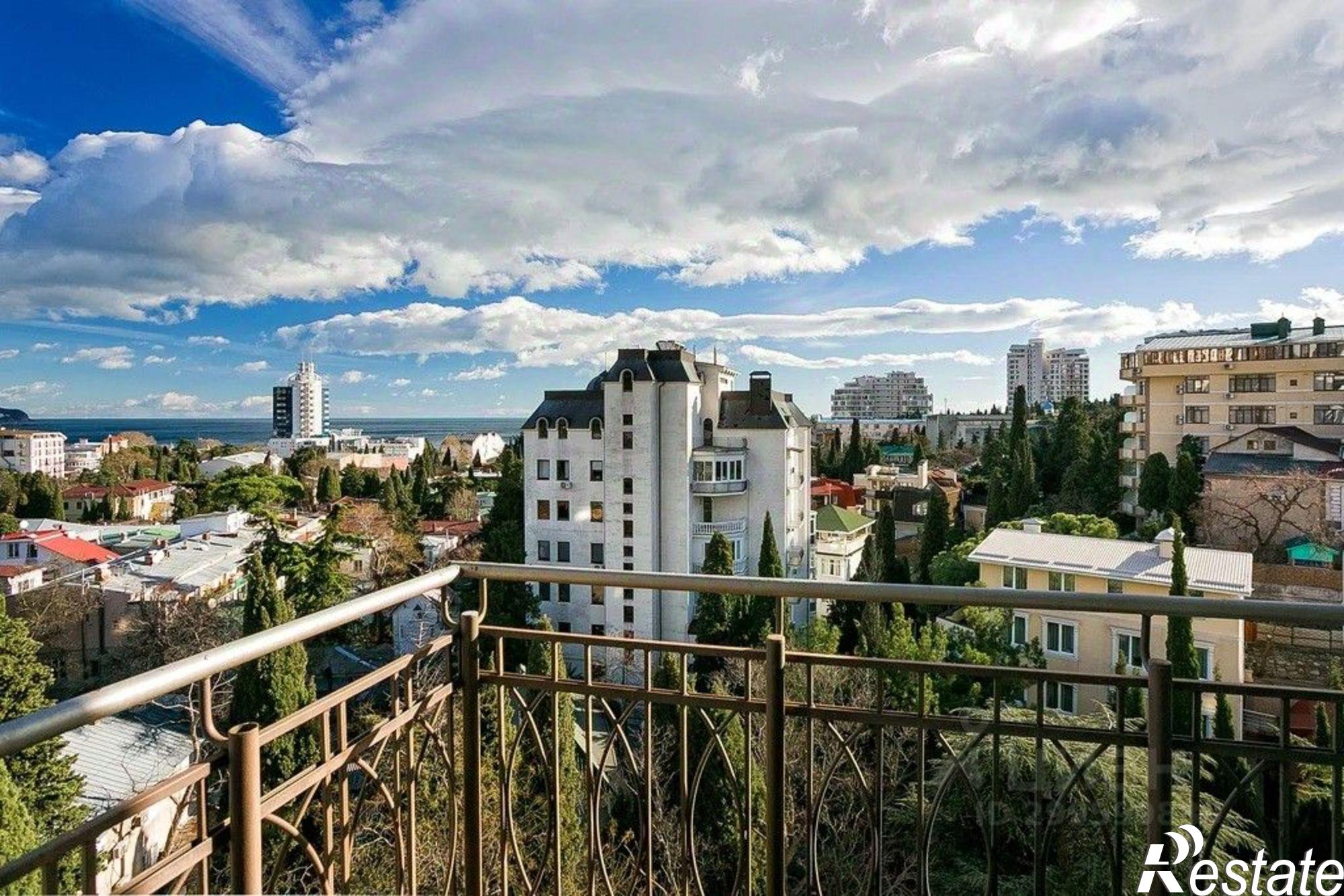 Купить квартиру за 65 000 000 рублей на ул Таврическая, 2