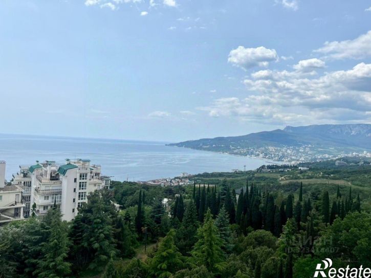 3-комн квартира ул Авроры, 4,  д. 4