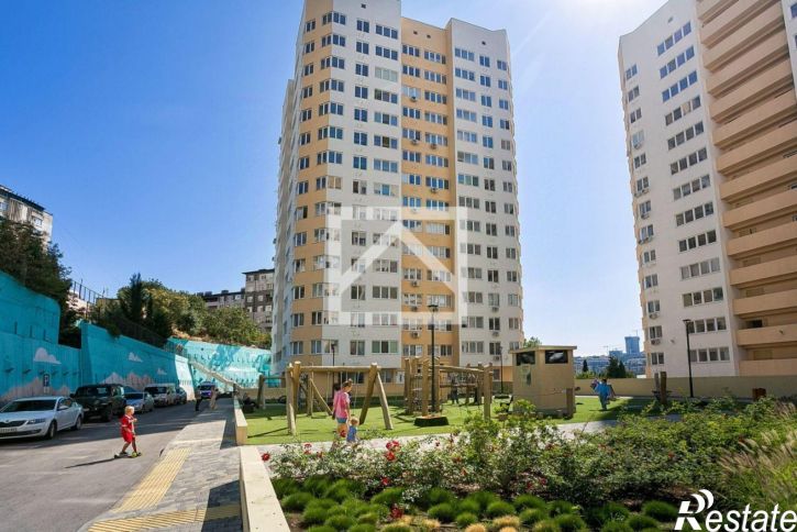 3-комн квартира улица Кирова, 155А к2,  д. 155А к2