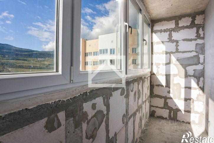 3-комн квартира улица Кирова, 155А к2,  д. 155А к2