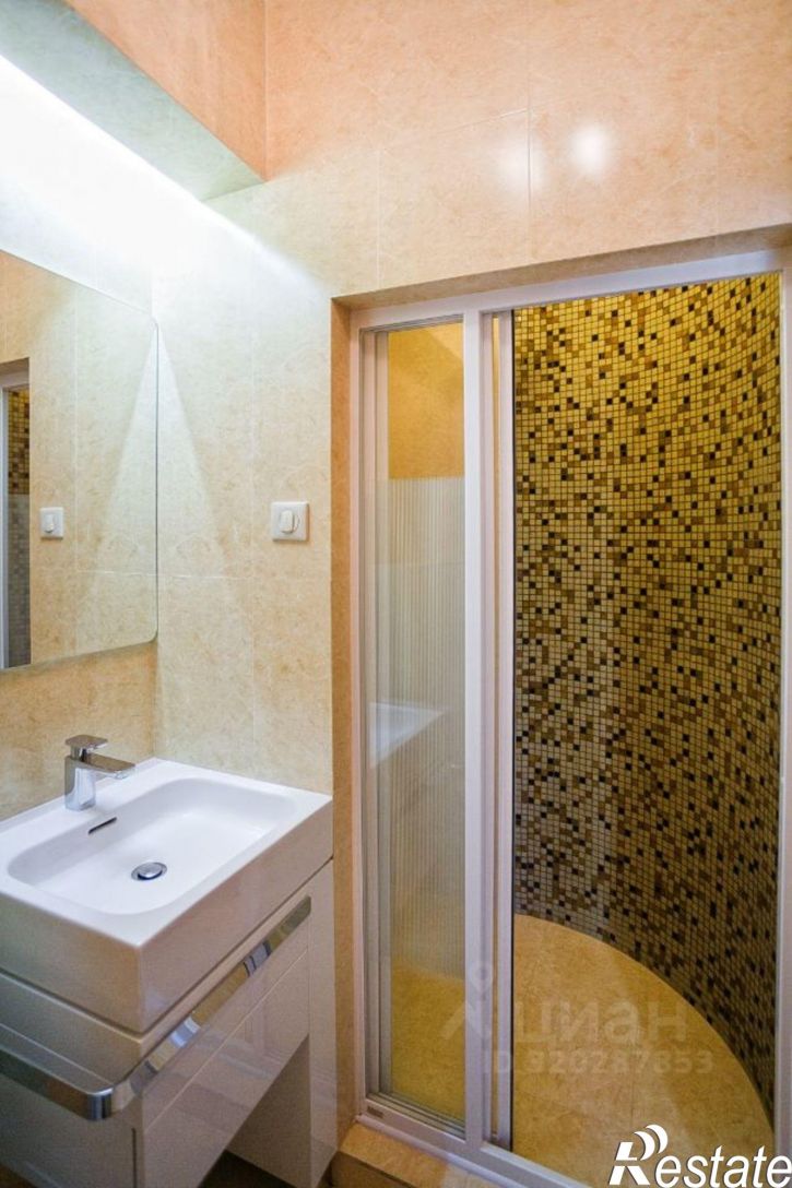 5-комн квартира Ялта г., Щорса ул., д.45