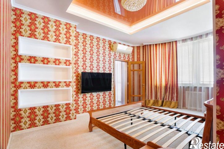 5-комн квартира Ялта г., Щорса ул., д.45