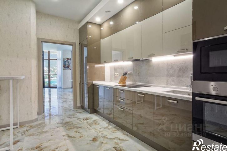 3-комн квартира улица Коммунаров, 1,  д. 1