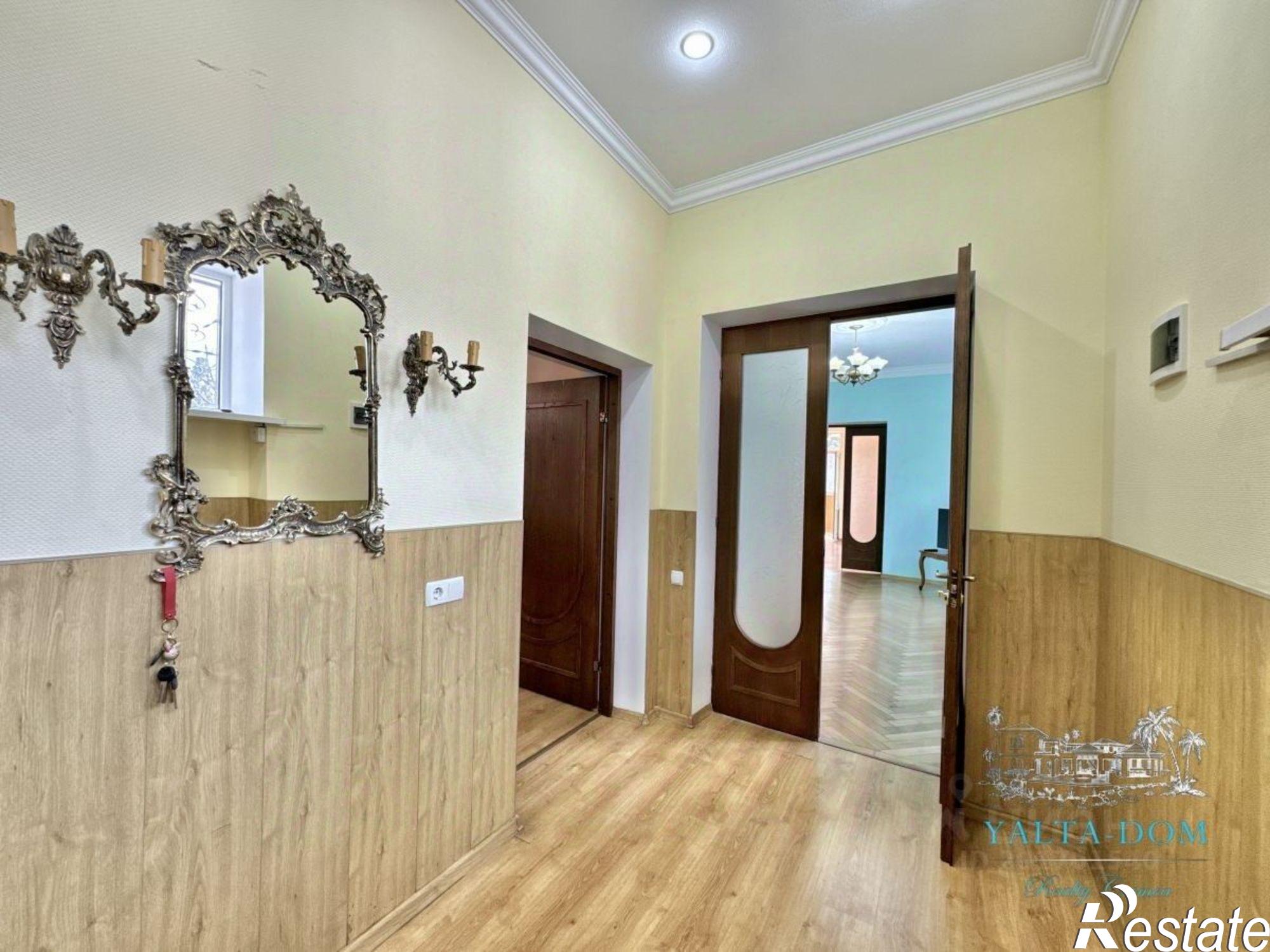 Купить квартиру за 32 000 000 рублей на улица Леси Украинки, 2