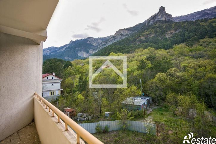 4-комн квартира Виноградное п.г.т., Яузы ул., д.21