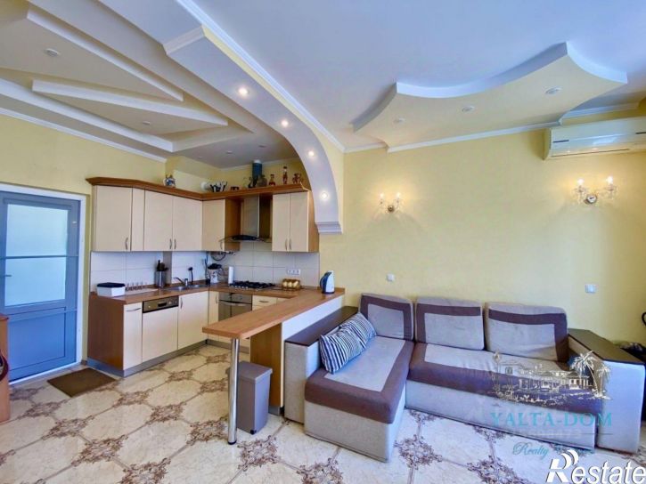 3-комн квартира Ялта городской округ, Отрадное пгт