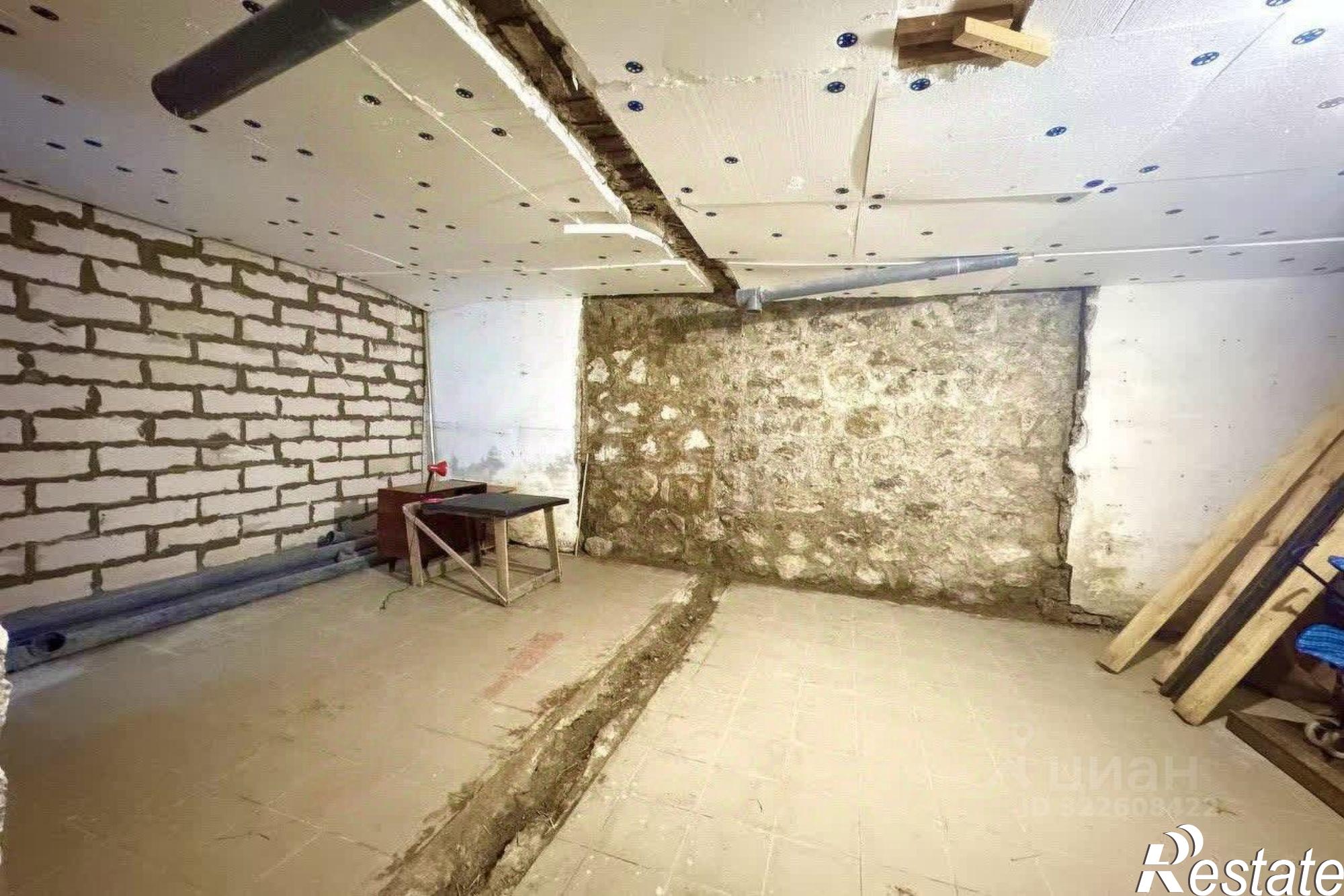 Купить помещение свободного назначения за 10 300 100 рублей на ул Садовая, 32