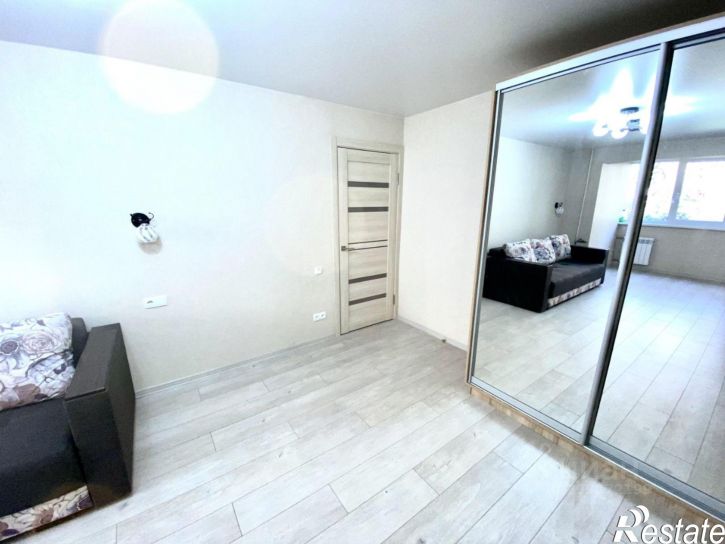 2-комн квартира улица Свердлова, 63,  д. 63