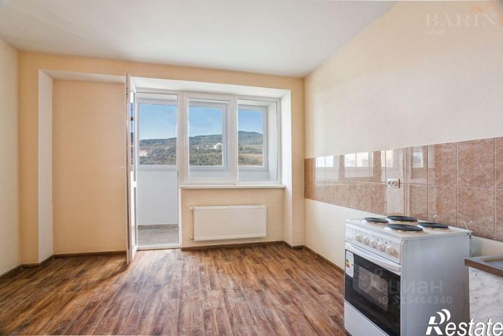 2-комн квартира улица Кирова, 155А к2,  д. 155А к2