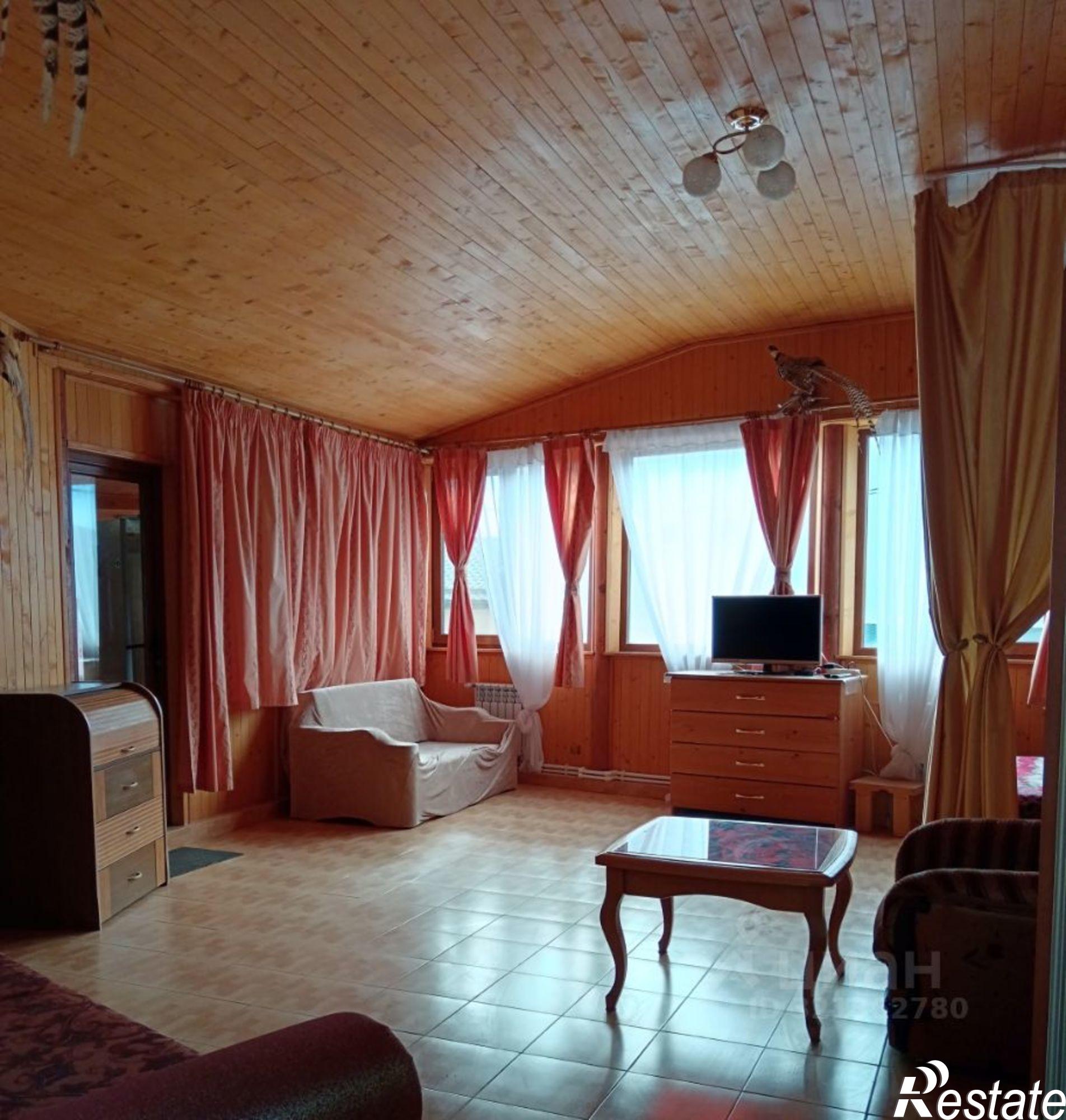 Сдать дачу, дом, коттедж за 25 000 рублей на Карпатский переулок