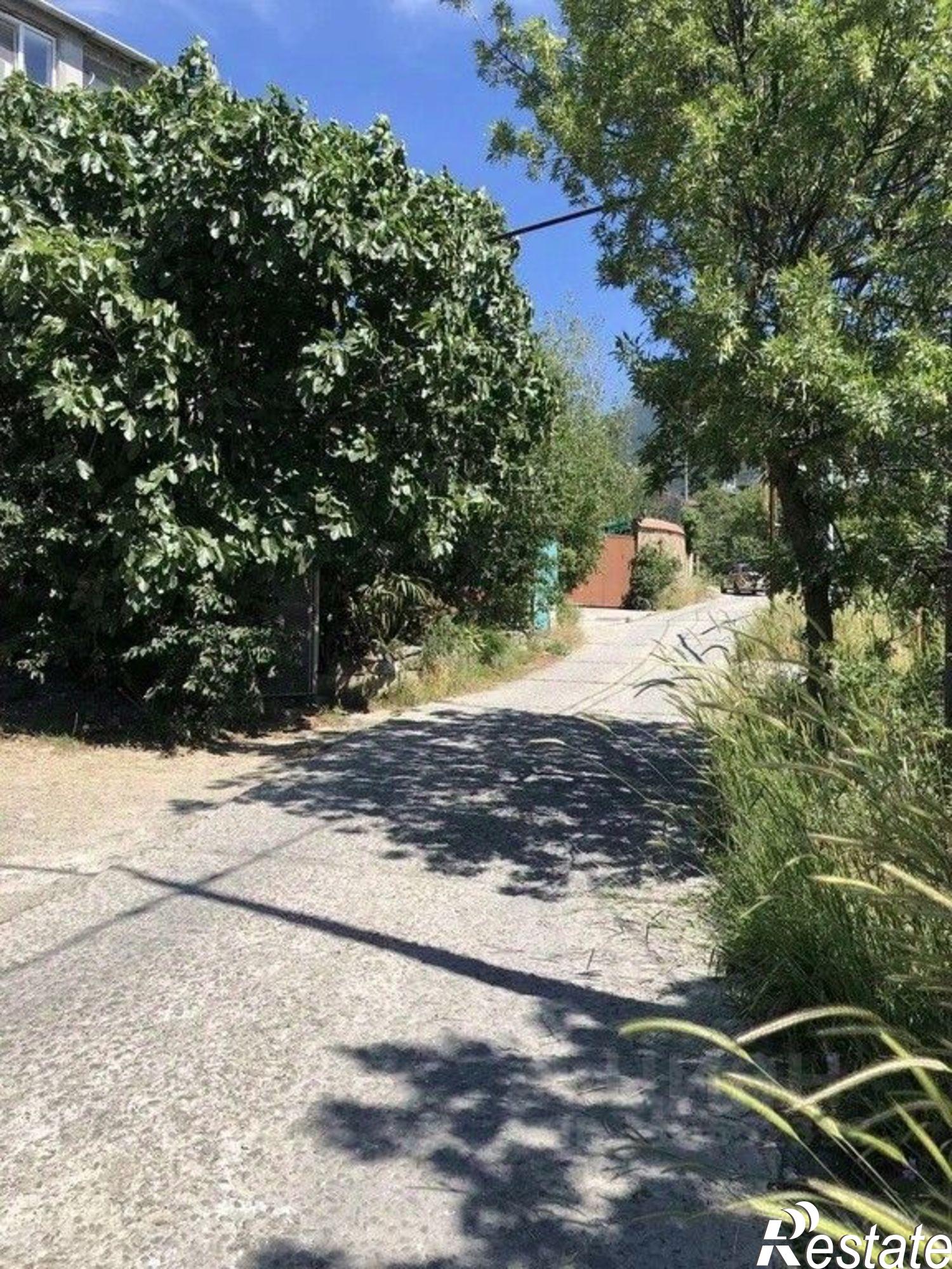 Сдать дачу, дом, коттедж за 80 000 рублей на улица Адаманова