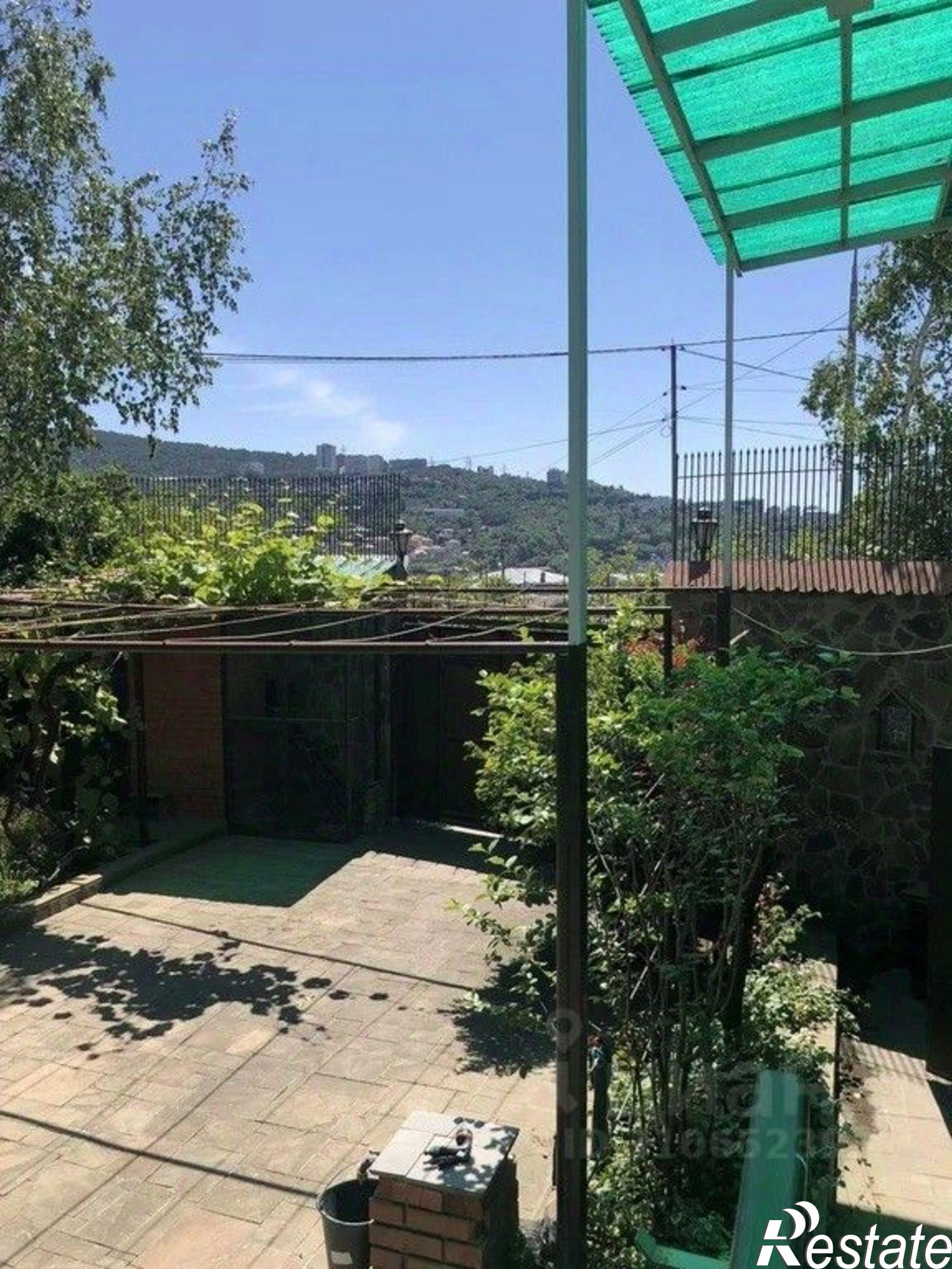 Сдать дачу, дом, коттедж за 80 000 рублей на улица Адаманова