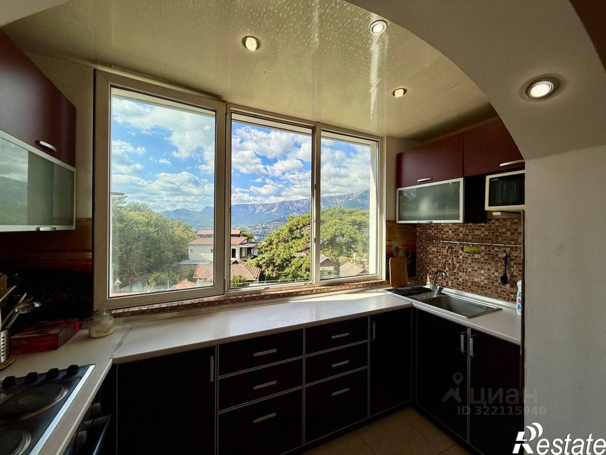 Купить квартиру за 10 600 000 рублей на ул Стахановская, 32