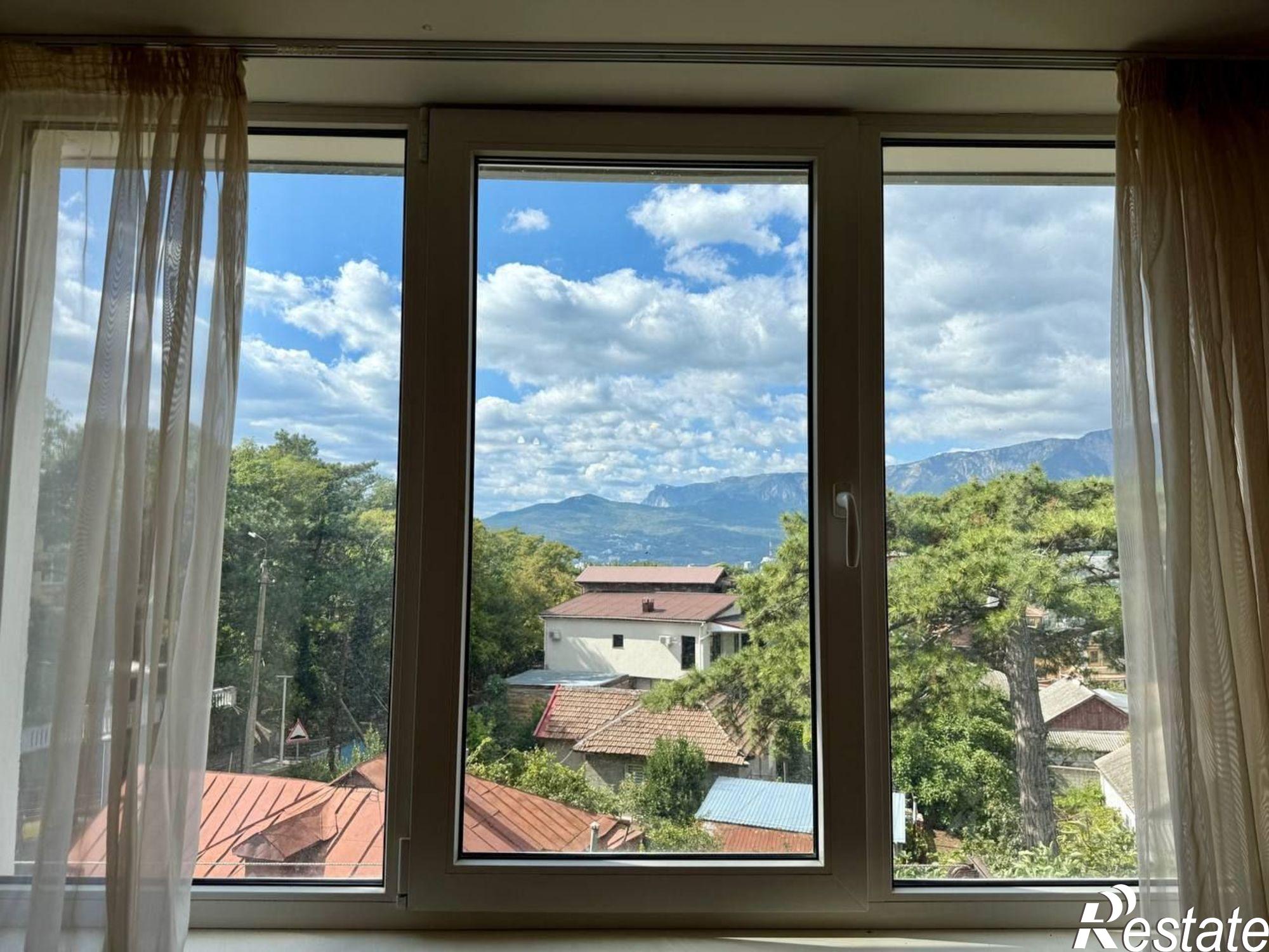 Купить квартиру за 10 600 000 рублей на ул Стахановская, 32