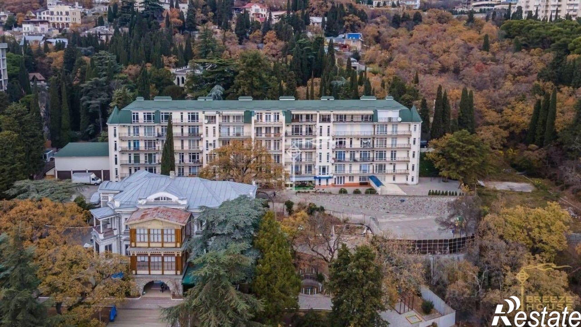 Купить квартиру за 28 000 000 рублей на улица Щорса, 9А