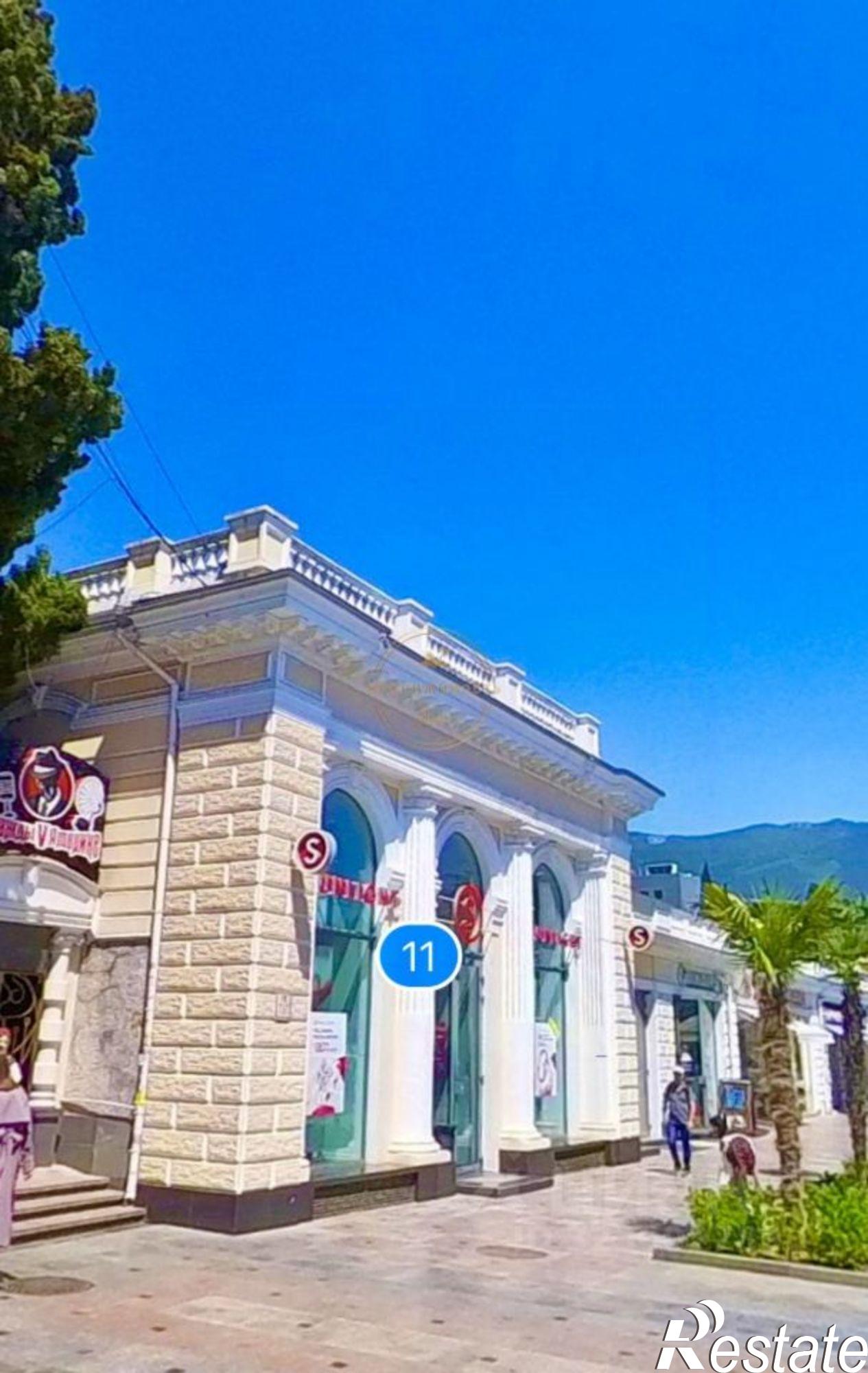 Купить помещение свободного назначения за 1 000 000 000 рублей на наб Ленина В.И. имени, 11