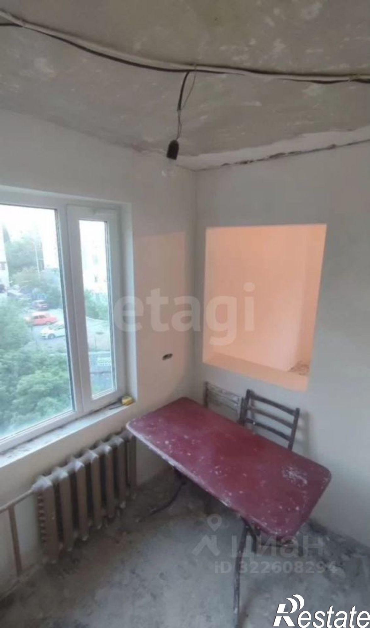 Купить квартиру за 6 120 000 рублей на Севастопольское шоссе, 21