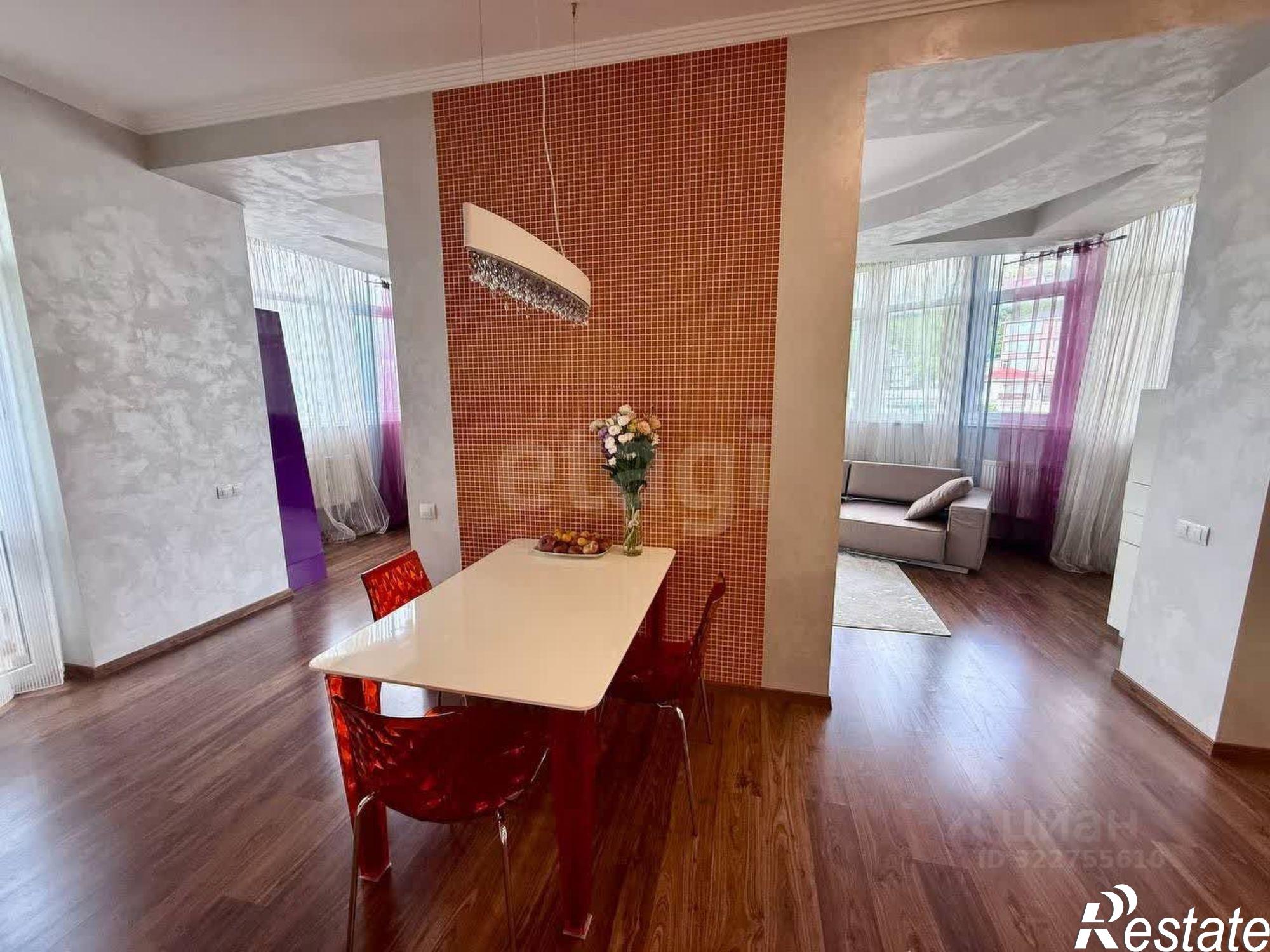 Купить квартиру за 26 000 000 рублей на улица Щорса, 8Ж