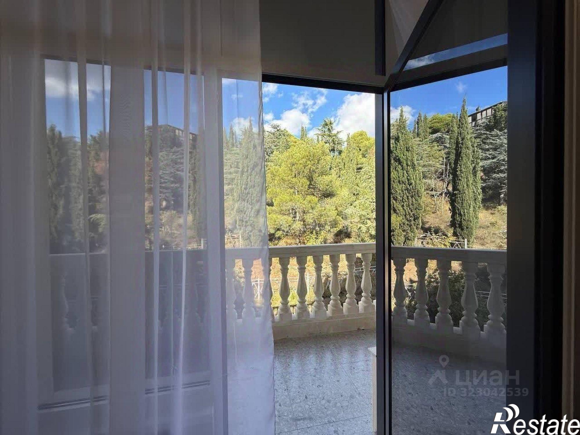 Купить квартиру за 24 500 000 рублей на ул Войкова, 16