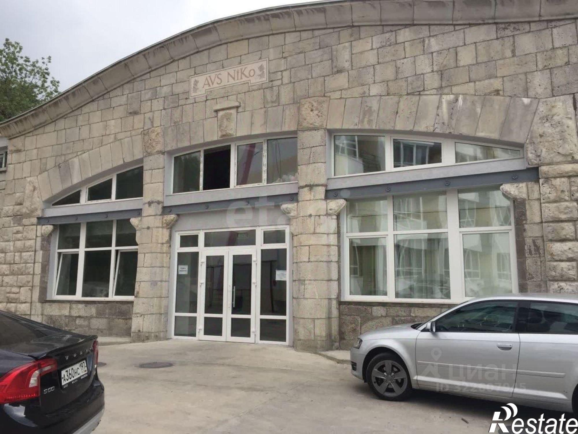 Купить квартиру за 10 800 000 рублей на Севастопольское шоссе, 1