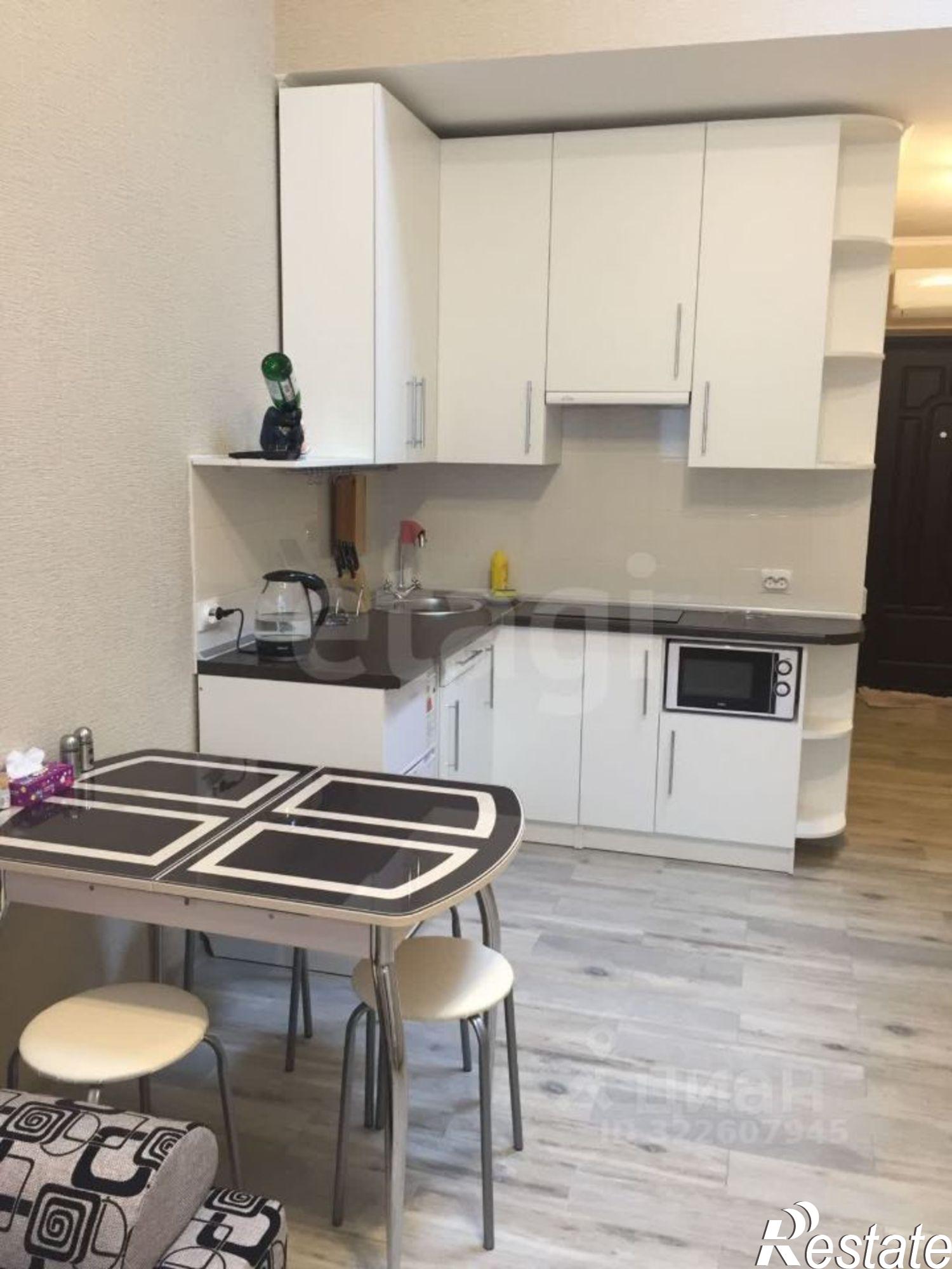 Купить квартиру за 10 800 000 рублей на Севастопольское шоссе, 1