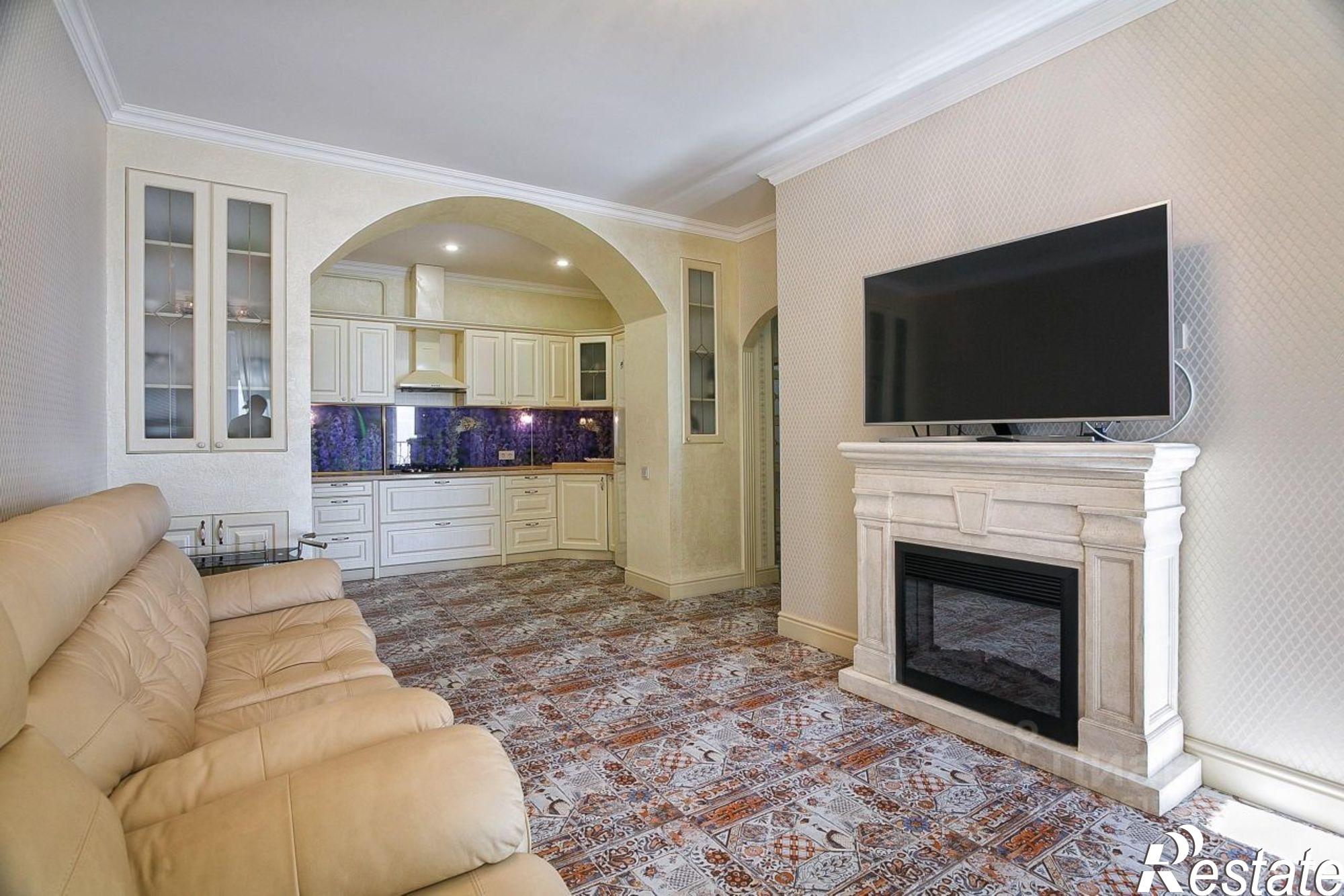 Купить квартиру за 32 000 000 рублей на улица Щорса, 9А