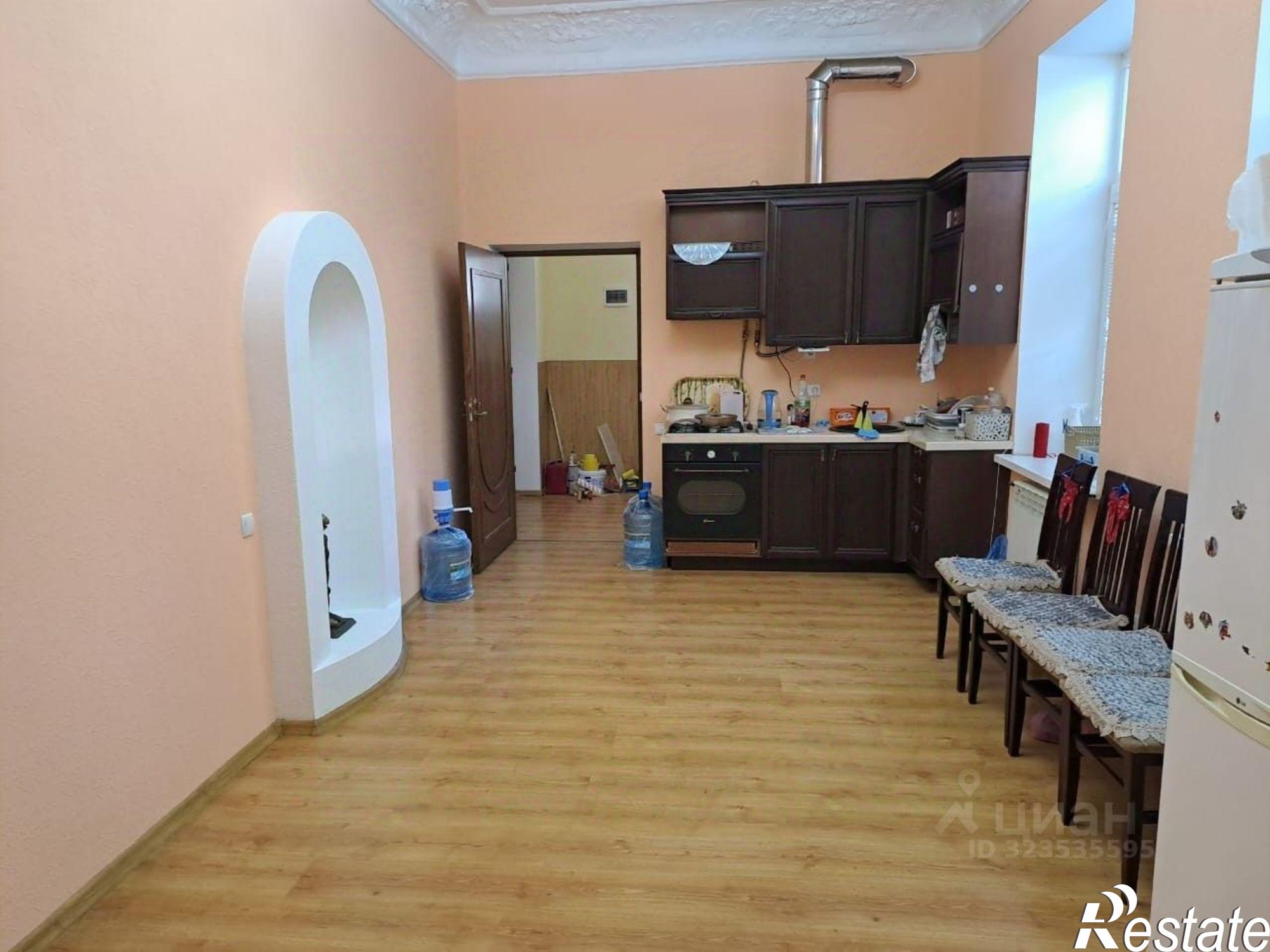 Купить квартиру за 30 950 000 рублей на улица Войкова, 3