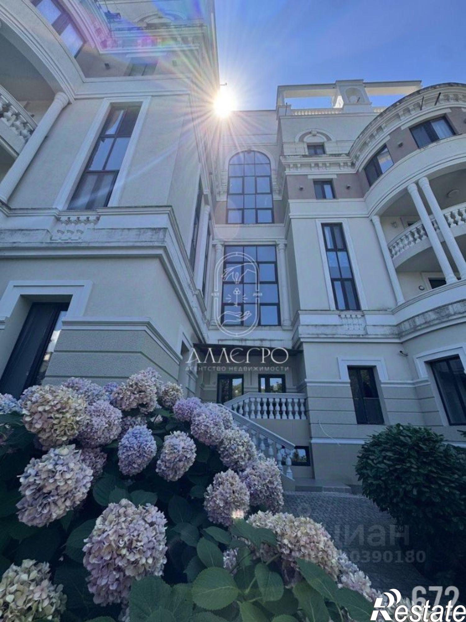 Купить квартиру за 25 900 000 рублей на ул Батурина, 42