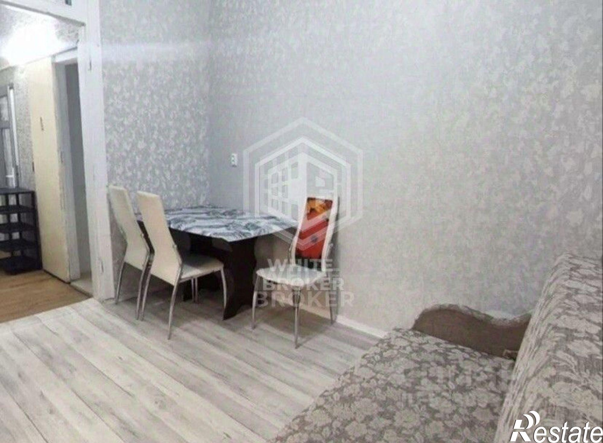 Купить квартиру за 10 000 000 рублей на Черноморский переулок, 3