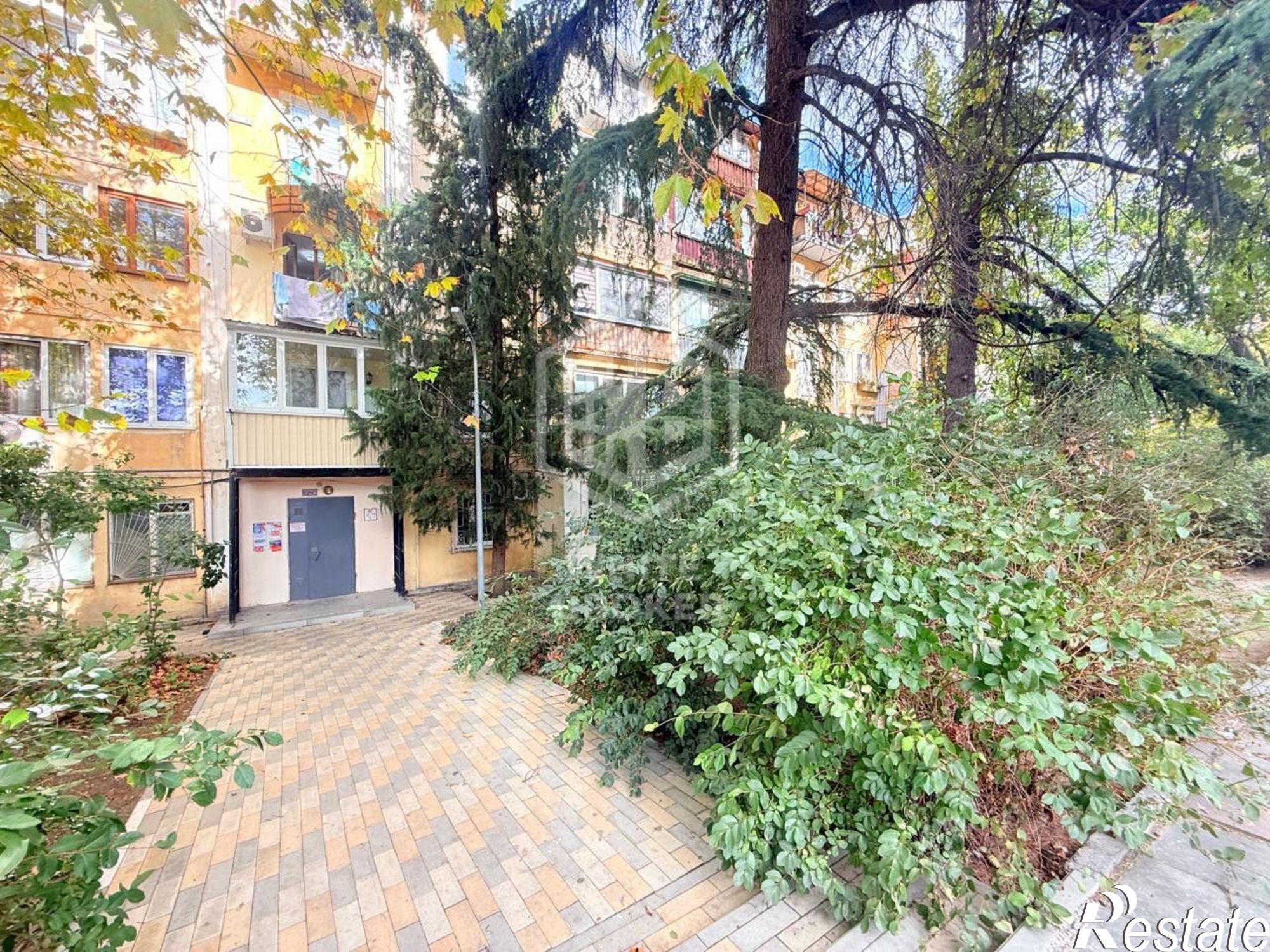 Купить квартиру за 15 400 000 рублей на улица Тренёва, 3