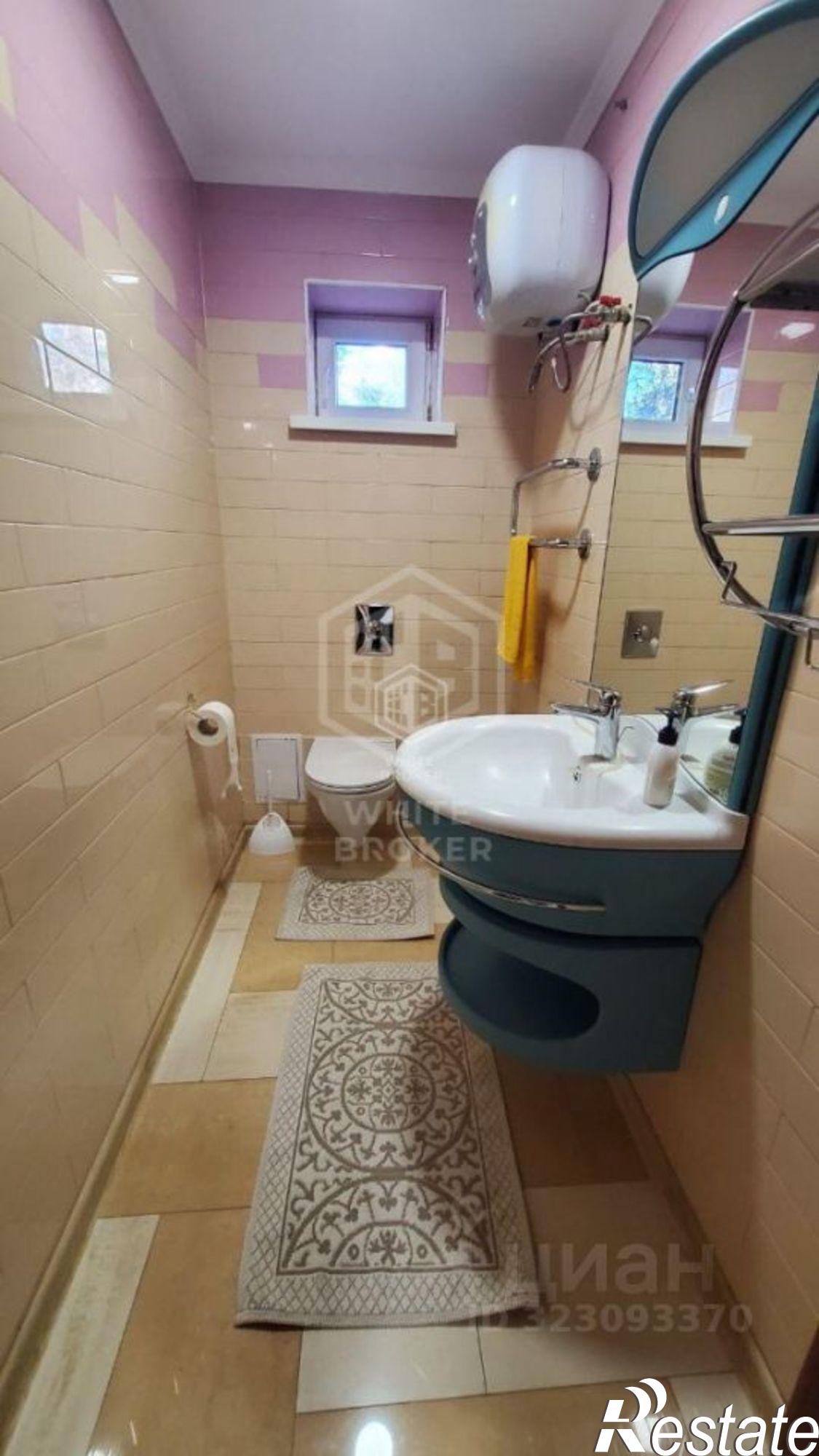 Купить квартиру за 47 000 000 рублей на Ялта г., Мориса Тореза ул., д.5Щ