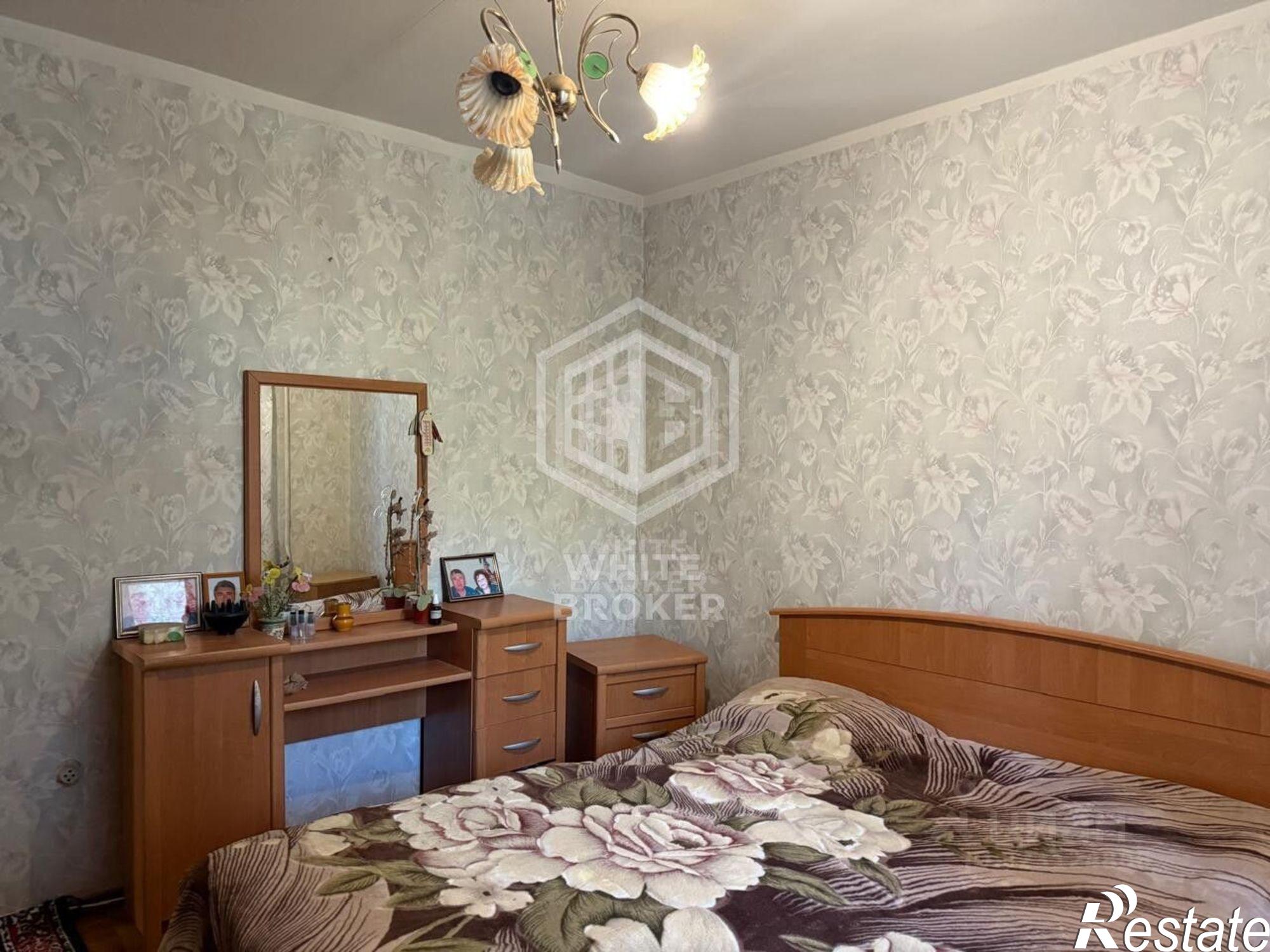 Купить квартиру за 10 300 000 рублей на ул Жадановского, 3