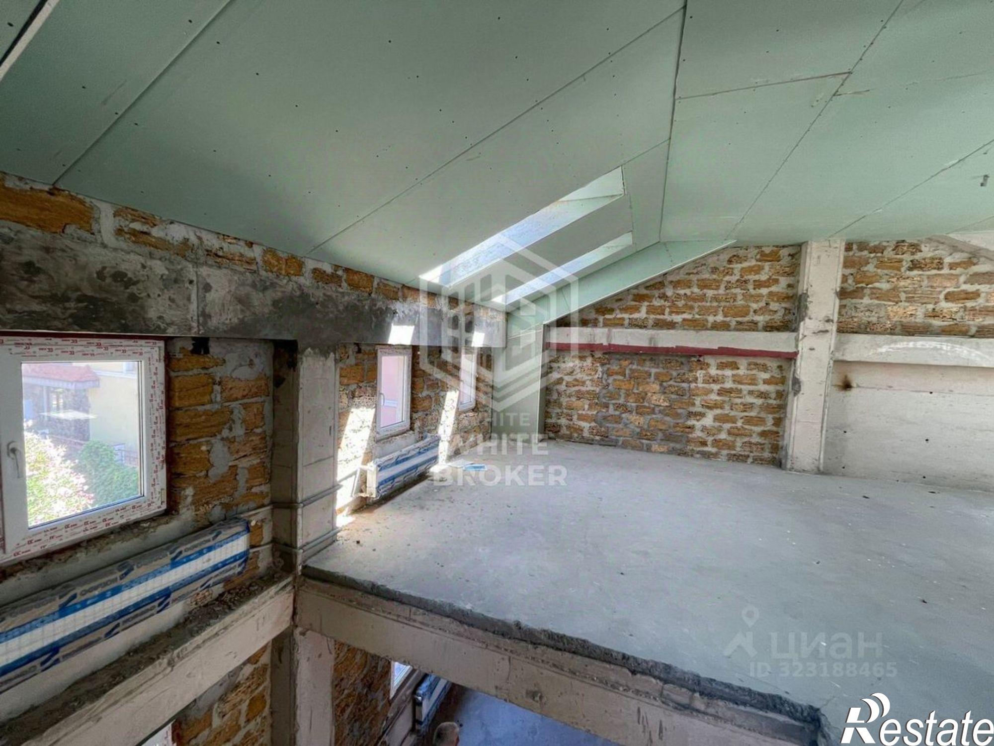 Купить помещение свободного назначения за 23 000 100 рублей на ул Ленина, 29Д